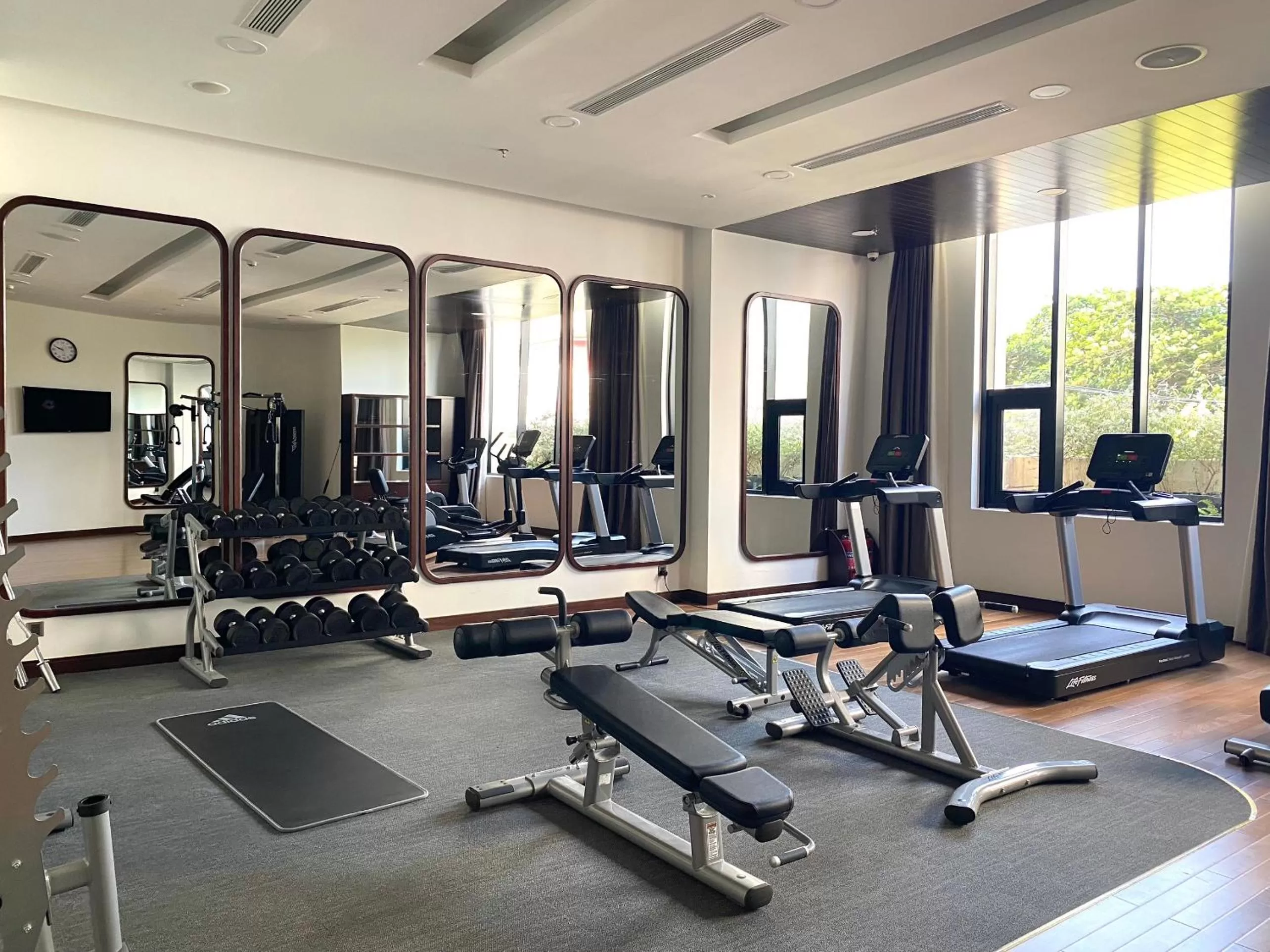Fitness centre/facilities in Potique Hotel