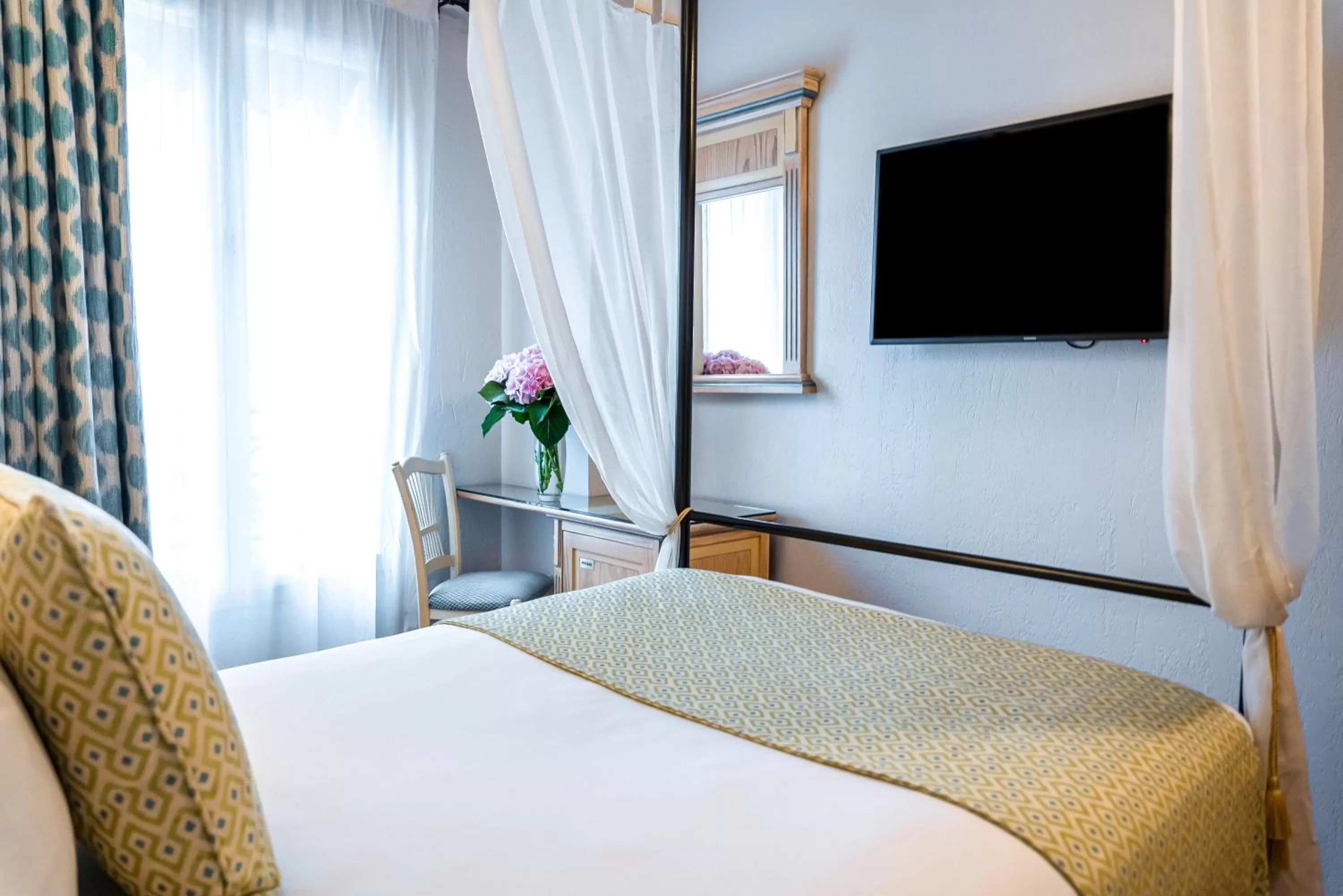 Bed in Villa Alessandra