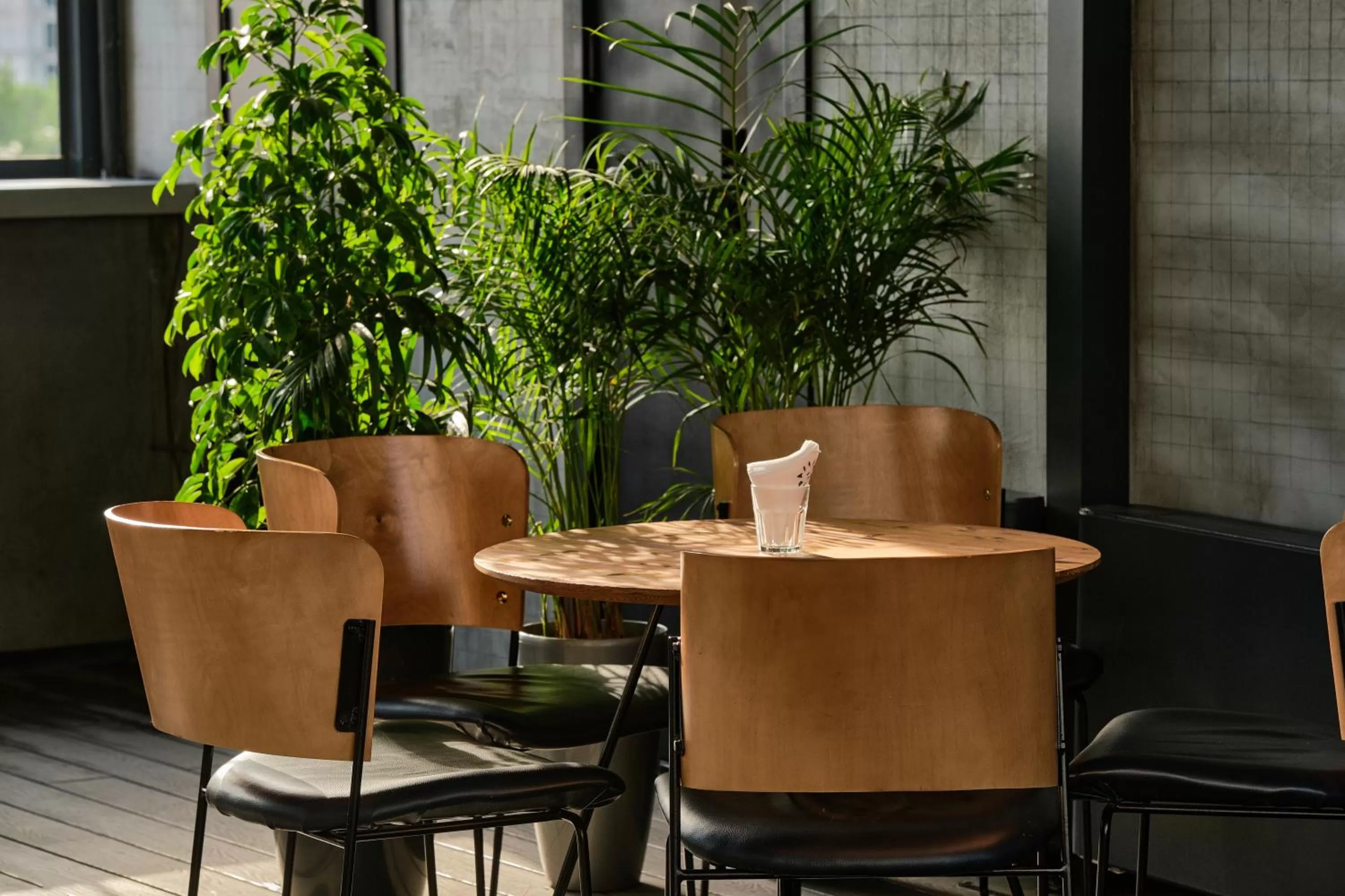 Restaurant/places to eat, Seating Area in Sapiens Hotel