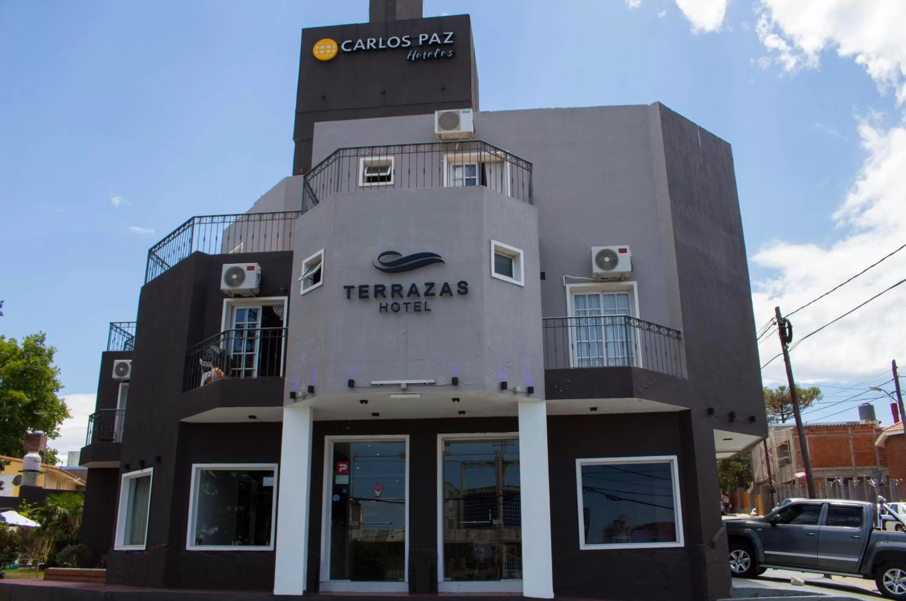 Property Building in Hotel Terrazas by CPH