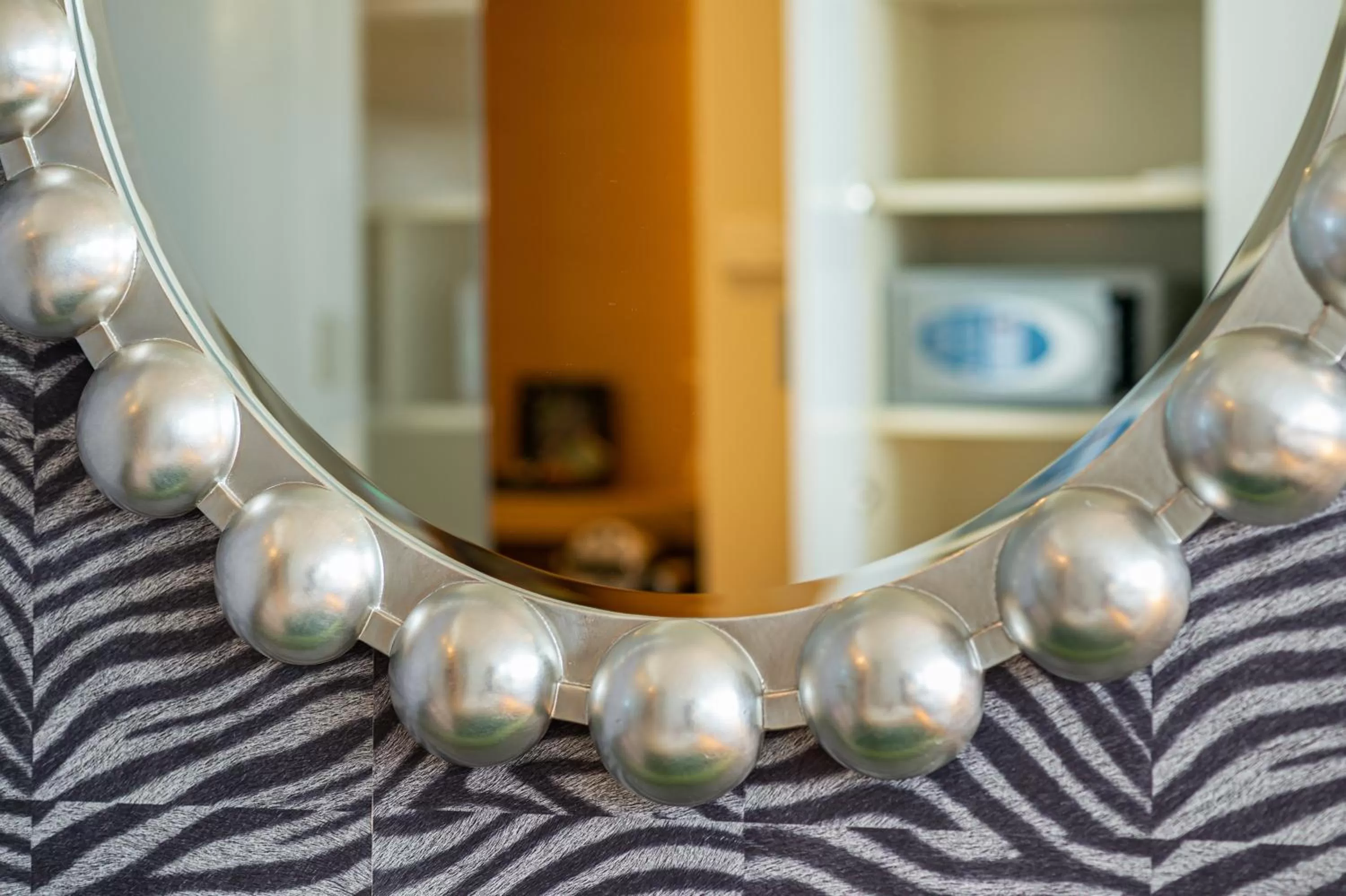 Decorative detail in N’vY Manotel