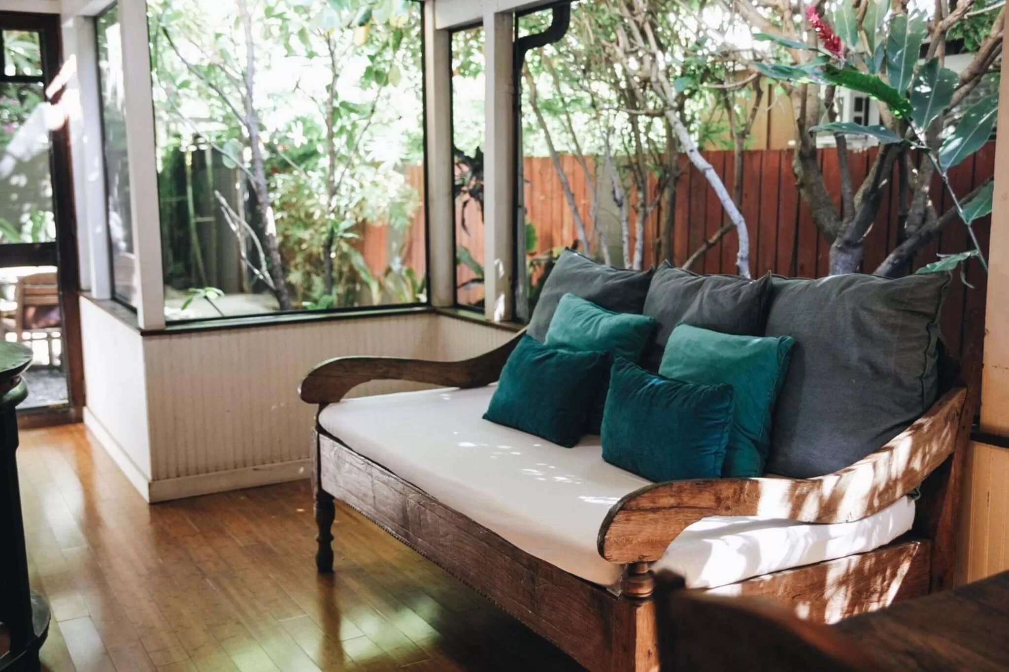 Living room in Paia Inn