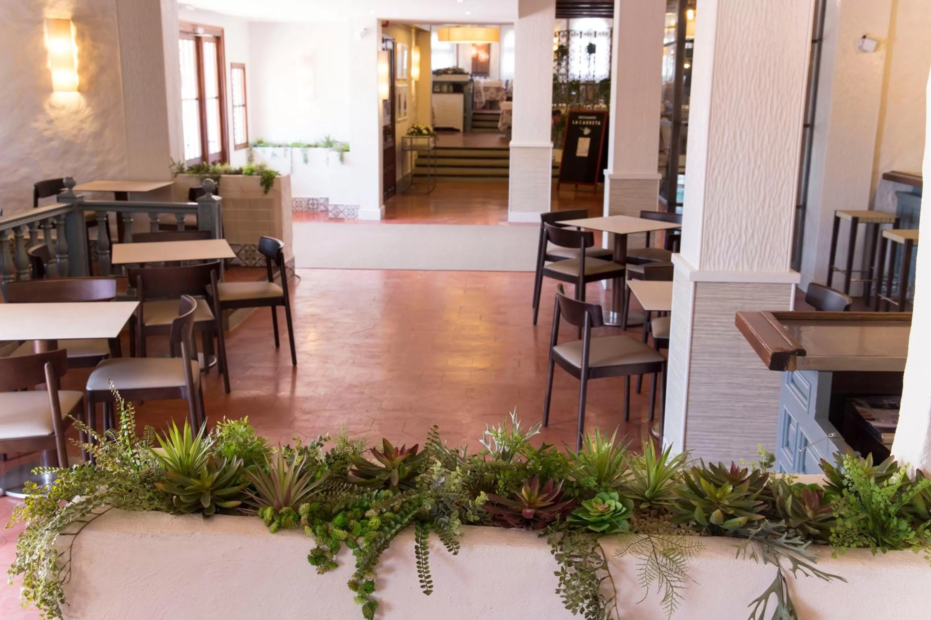 Communal lounge/ TV room in Hotel La Carreta