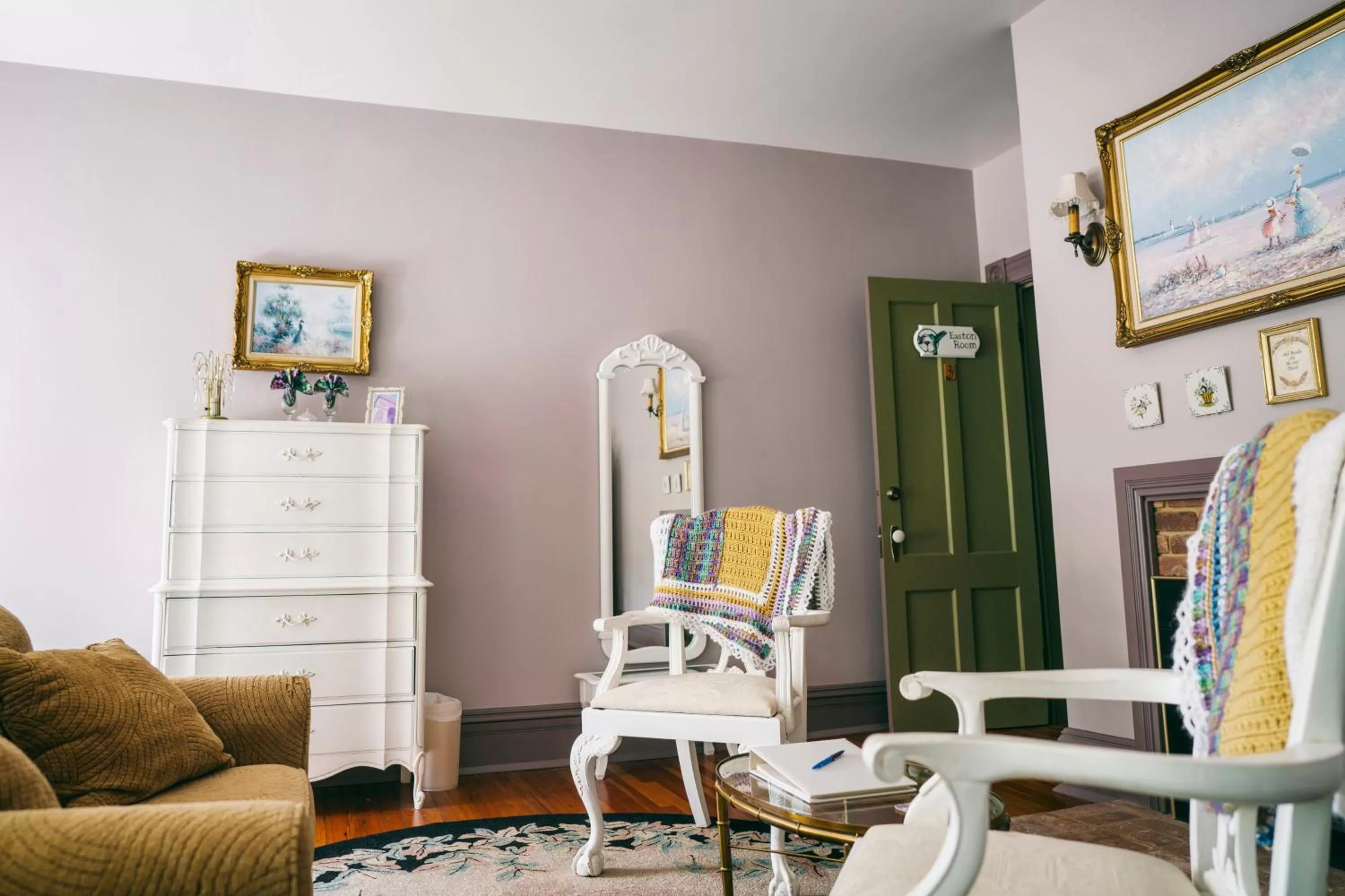 Patio in Hummingbird Inn