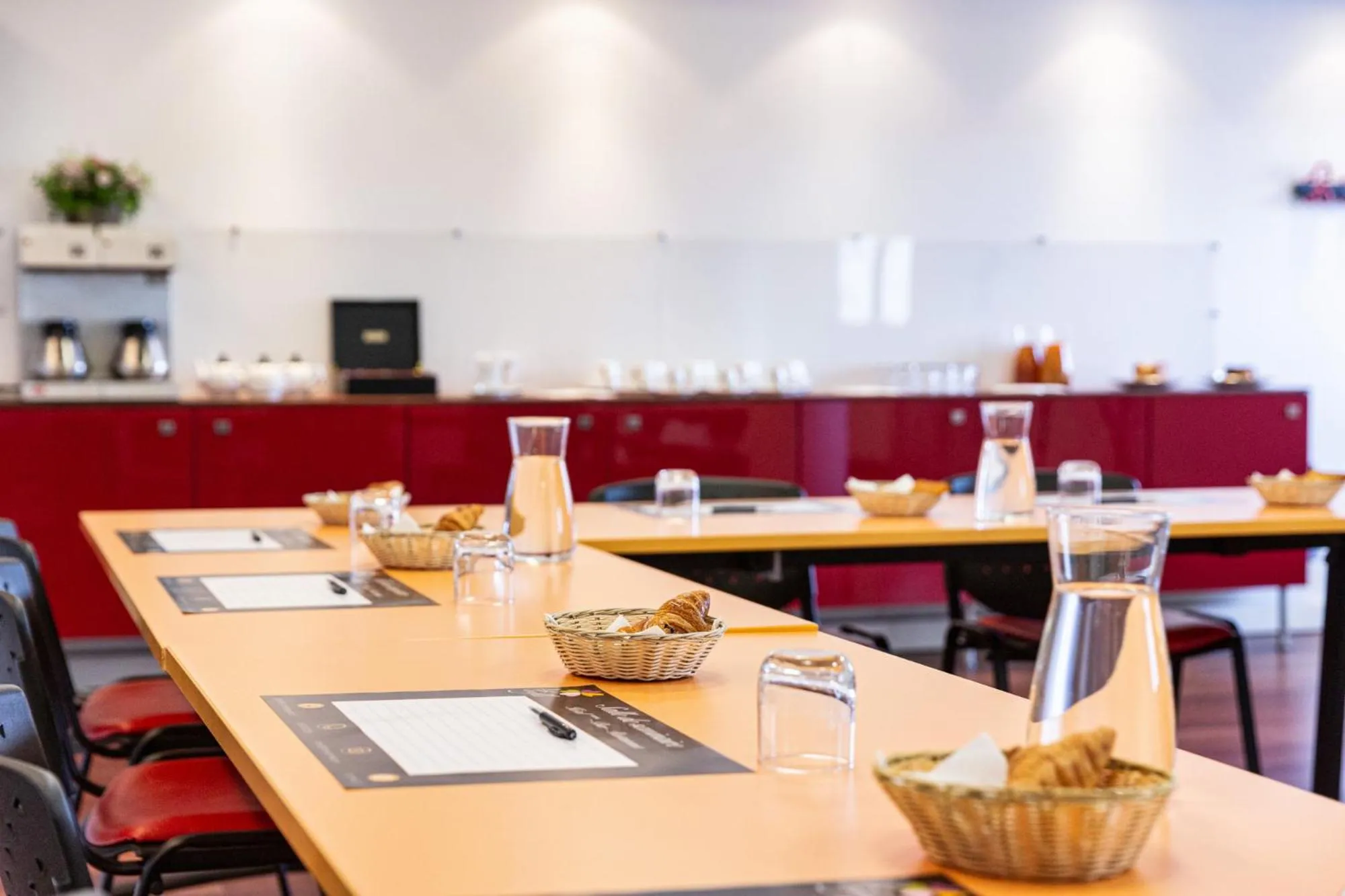 Business facilities in Le Trèfle