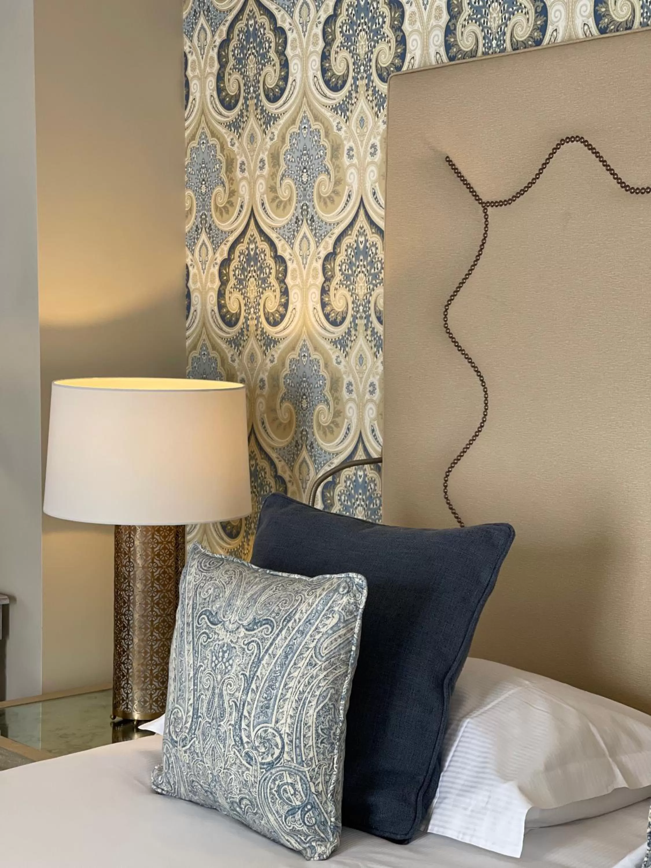 Bed in Park Farm Hotel