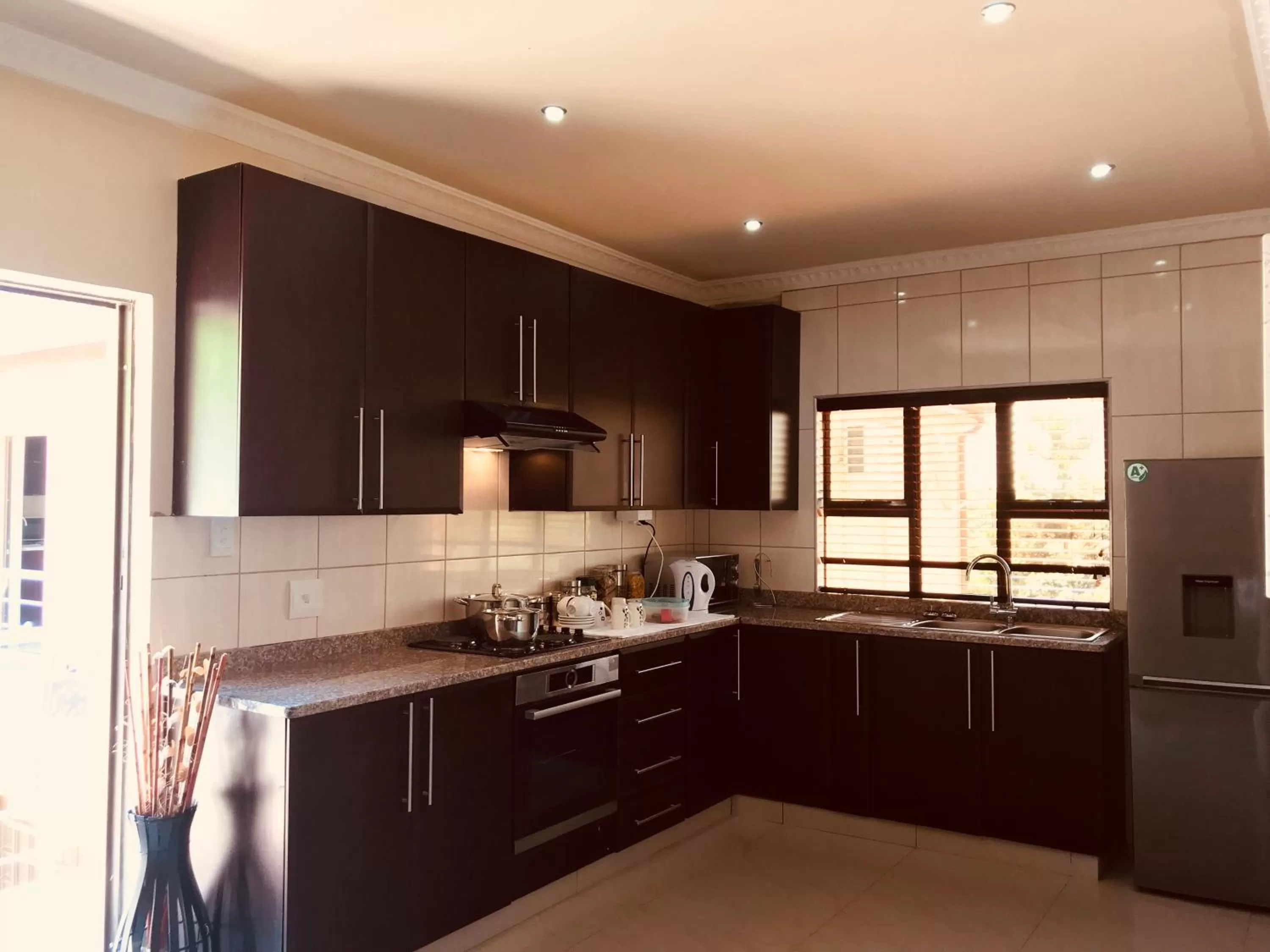 Jay and Bee Guesthouse