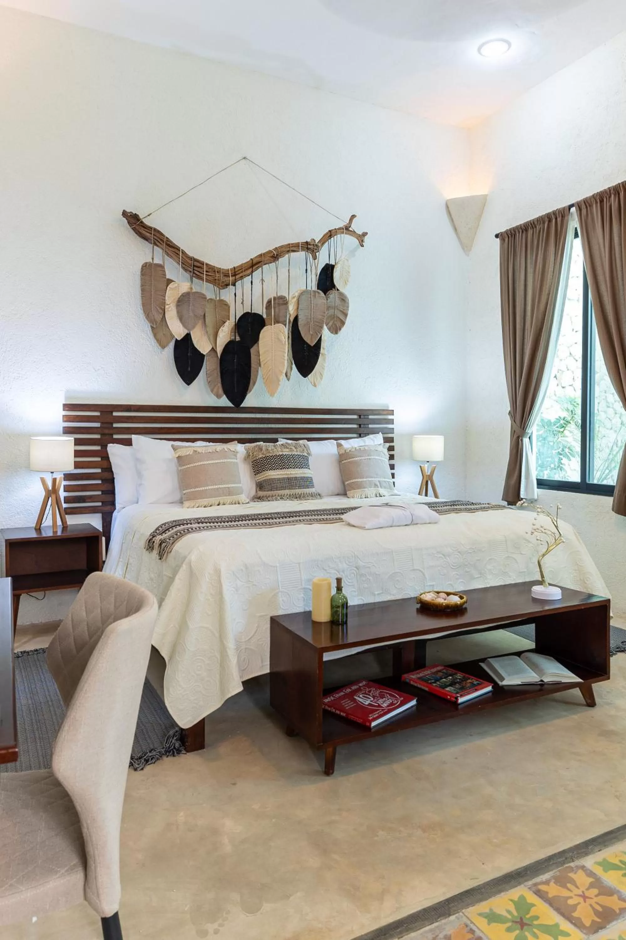 Photo of the whole room, Bed in Casa Dos Lirios Hotel Boutique