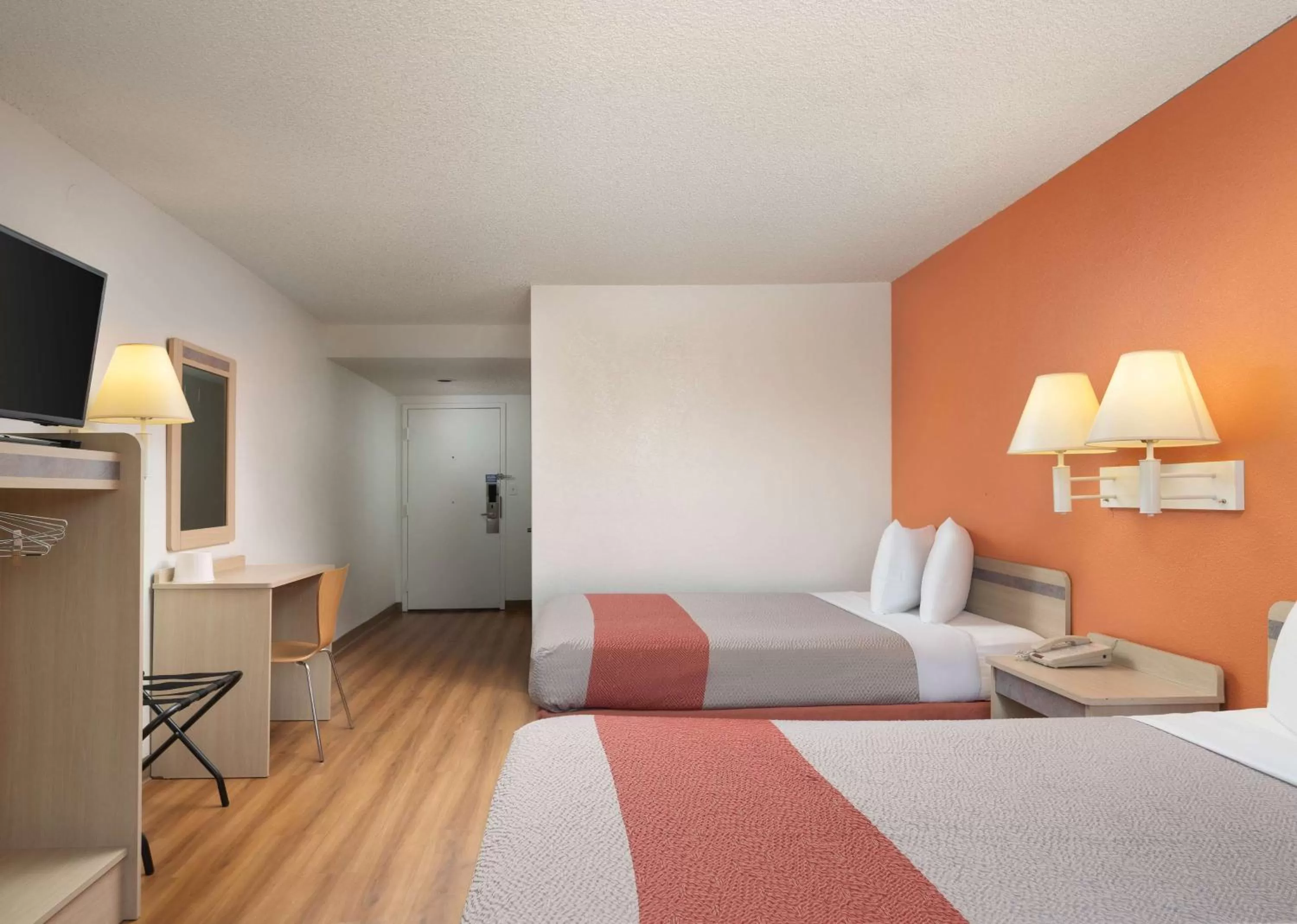 Bedroom in Motel 6 San Simeon, CA - Hearst Castle Area