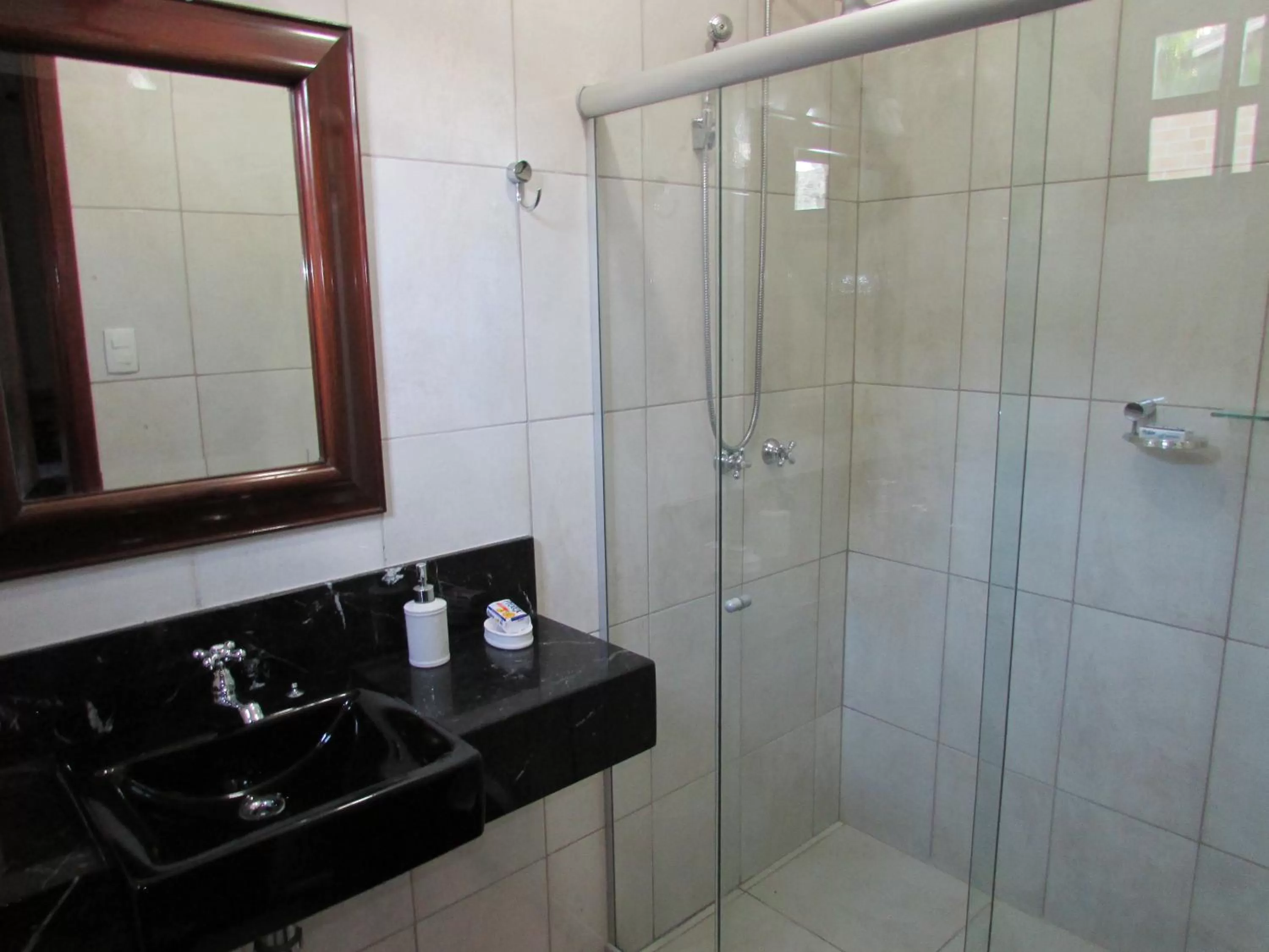 Bathroom in Pousada Ipitanga IV