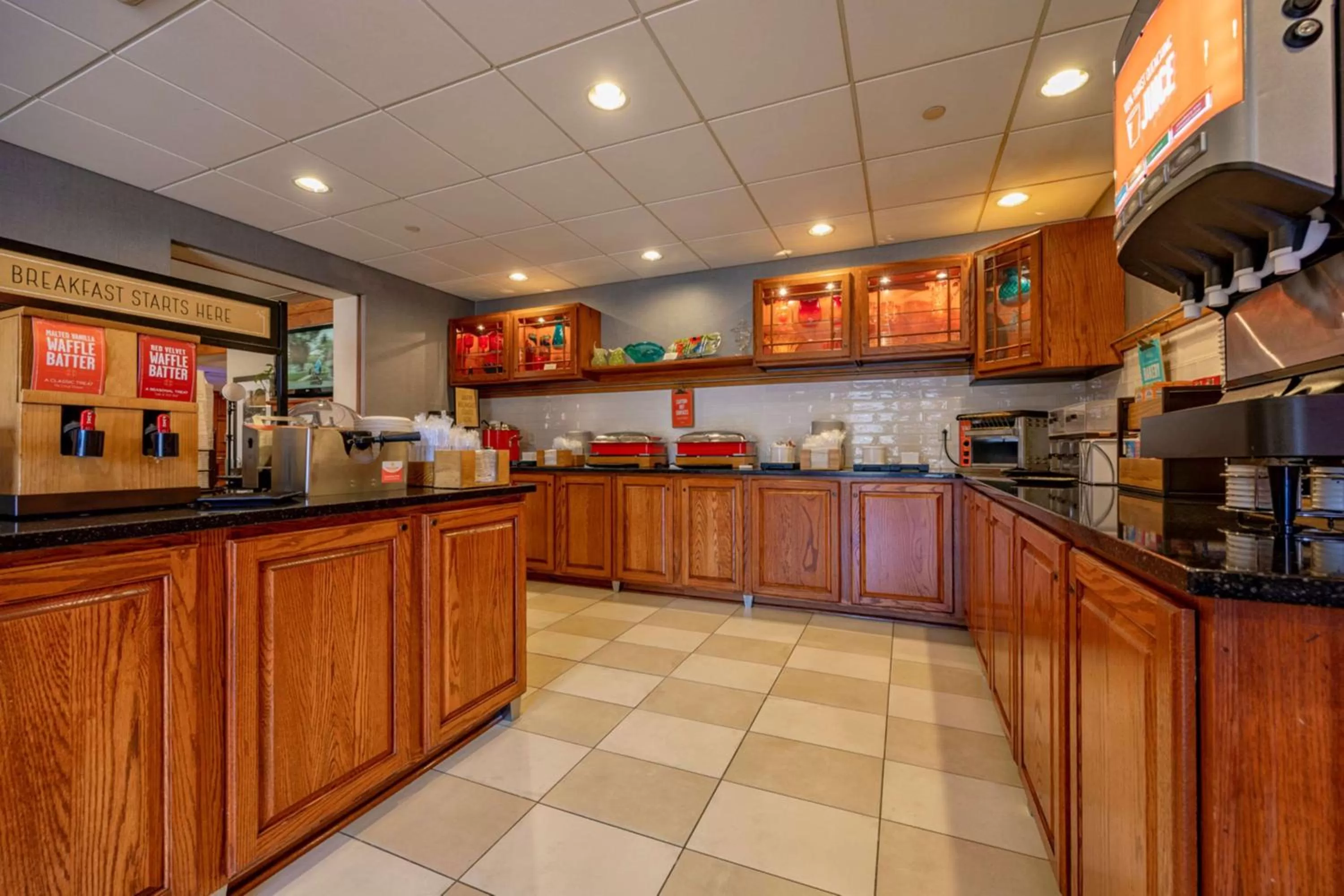 Breakfast in Hampton Inn Wheeling