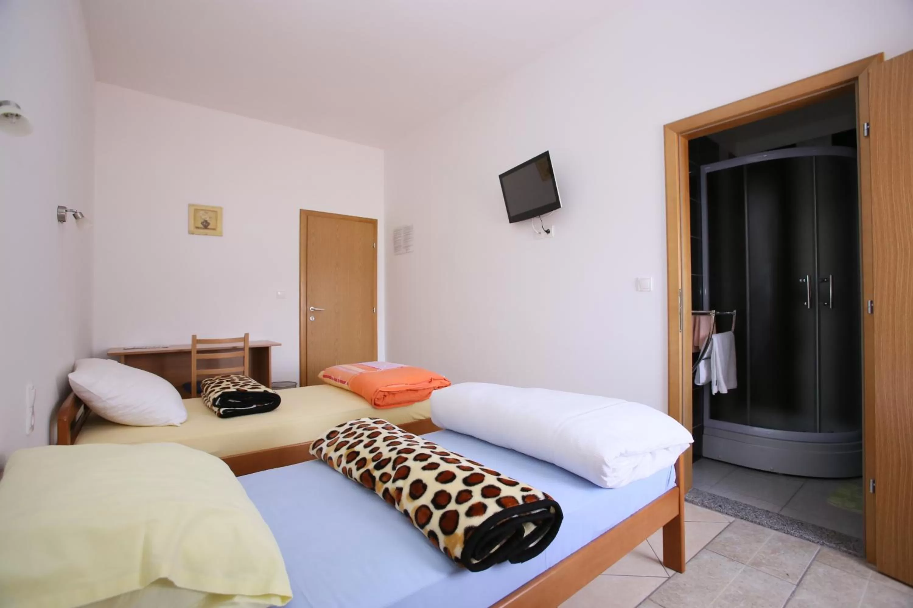 Photo of the whole room in Motel Maks