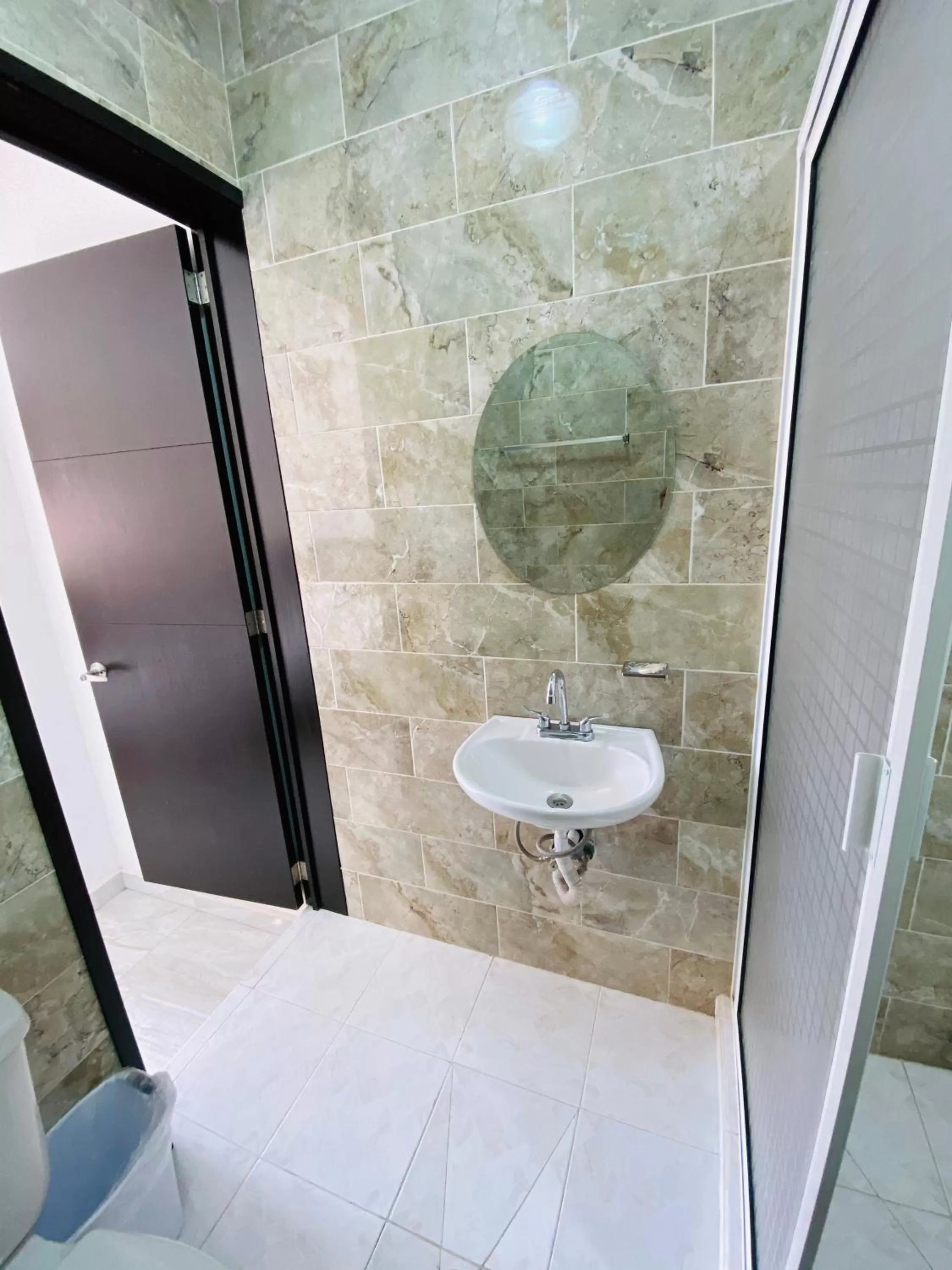 Bathroom in Hotel Villa Pralaya