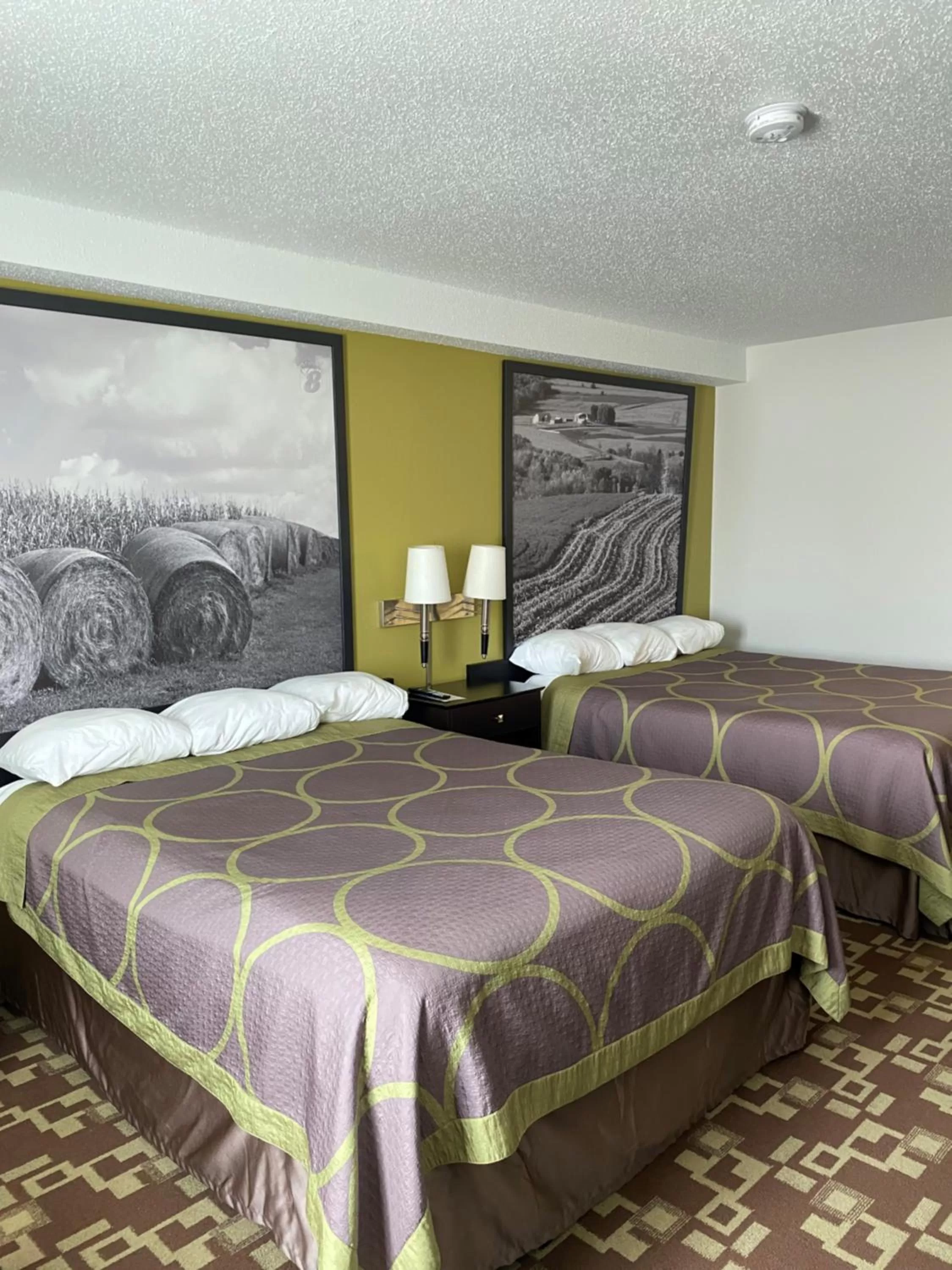 Bed in Super 8 by Wyndham Independence IA