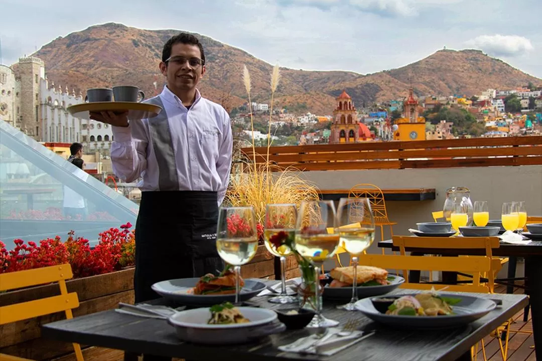 Banquet/Function facilities in Antigua Trece Hotel Fusión & SPA