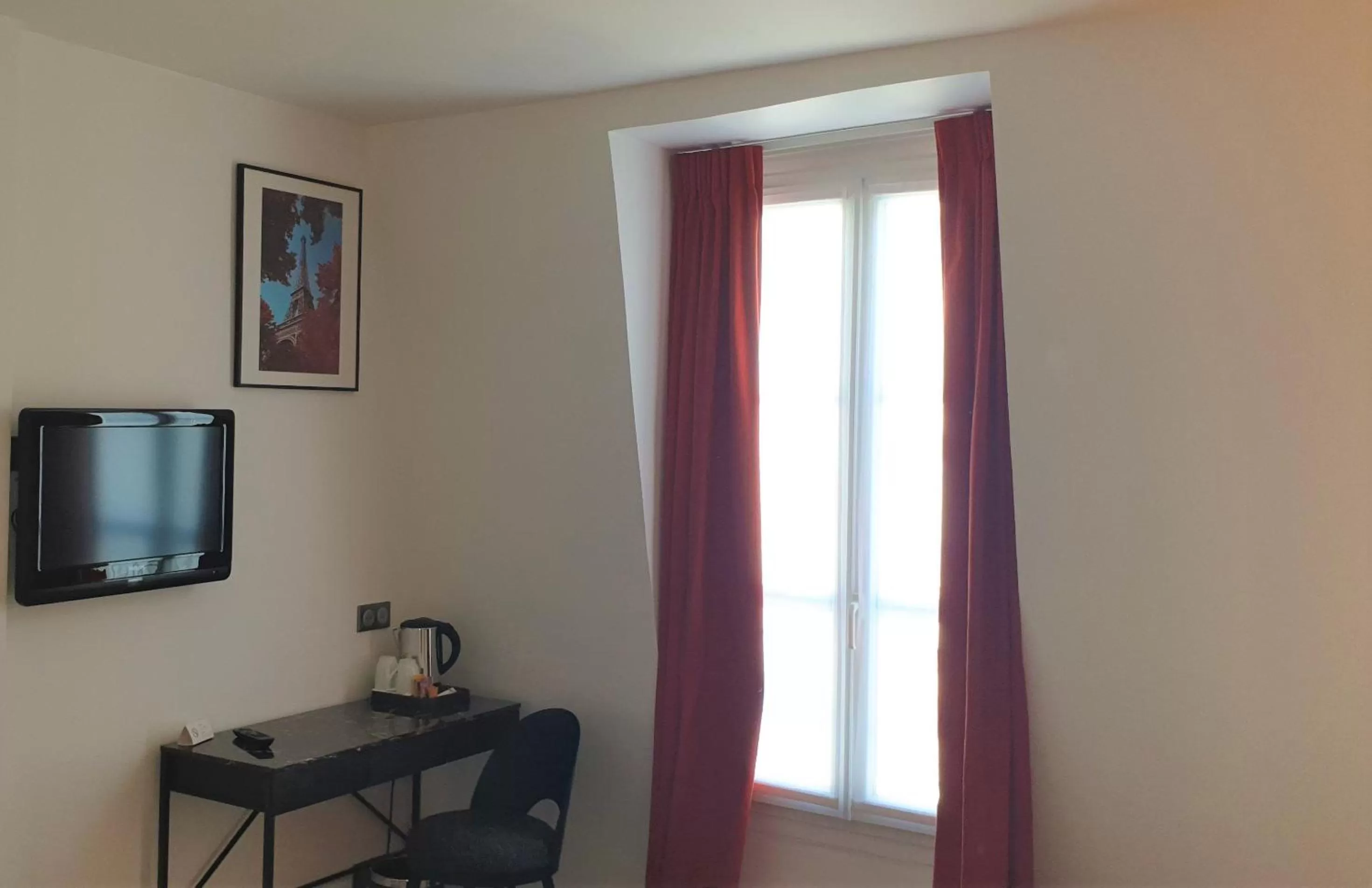 Bedroom in Acacias Etoile