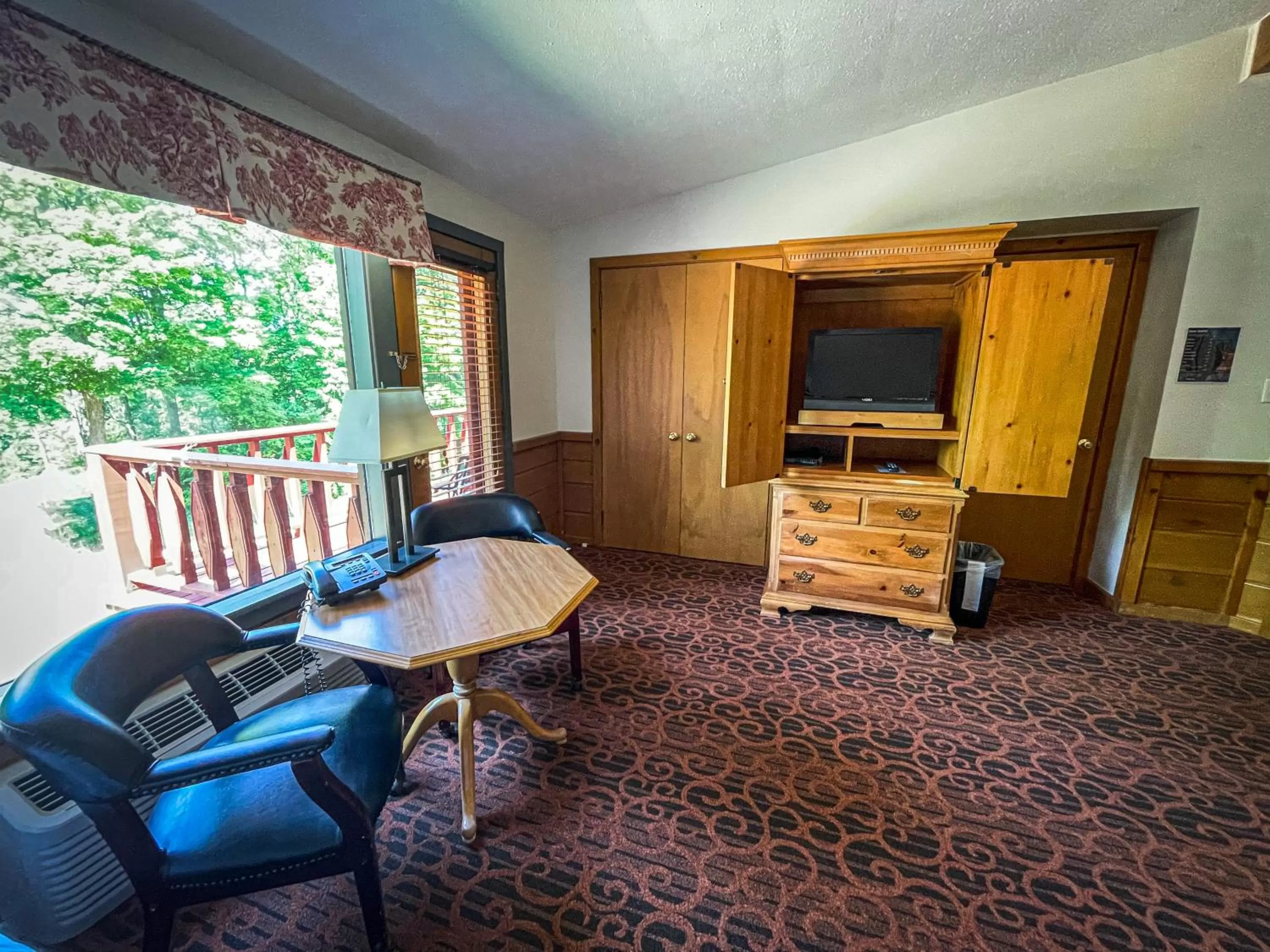 Seating area in Otsego Resort