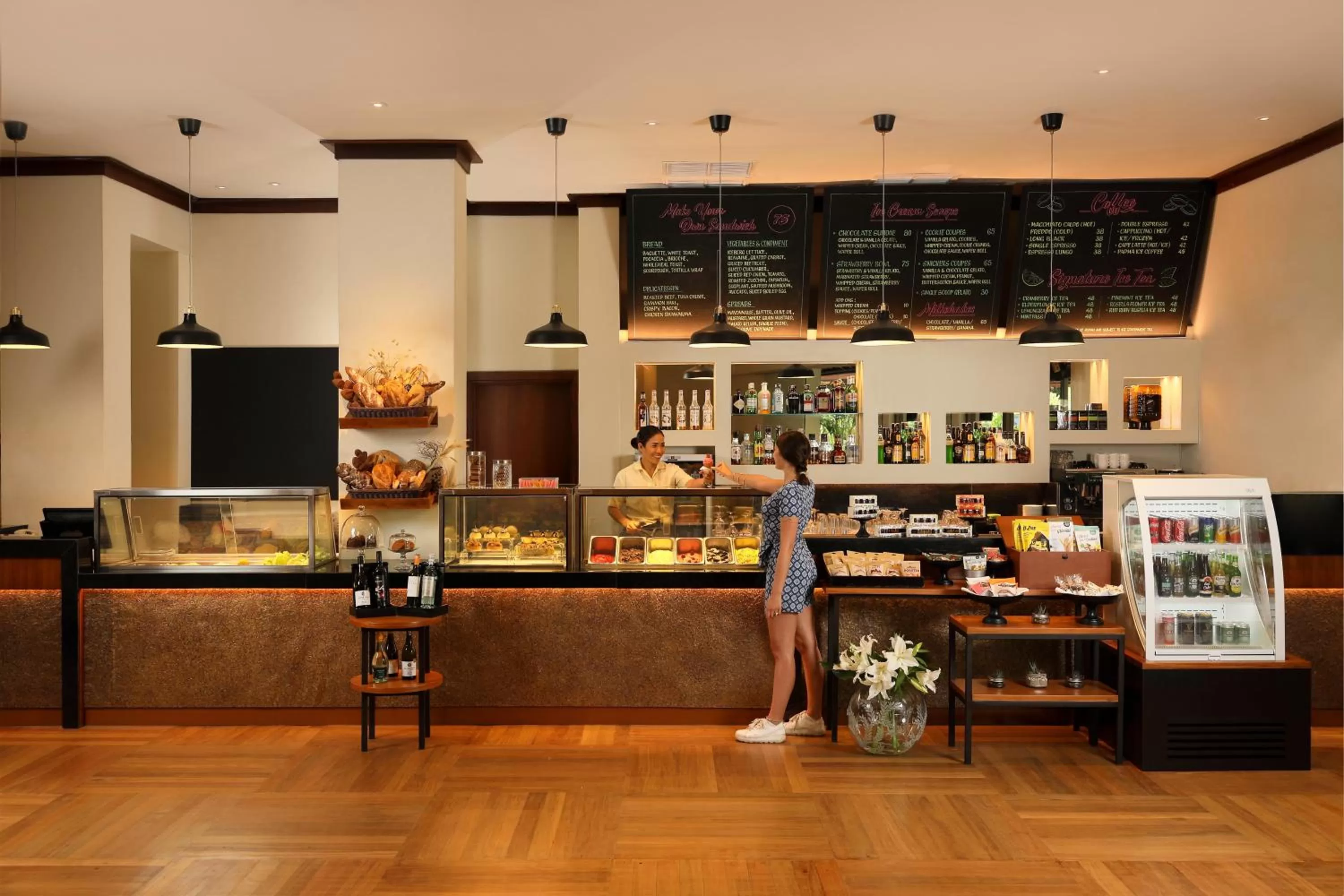 Restaurant/places to eat in Padma Resort Legian