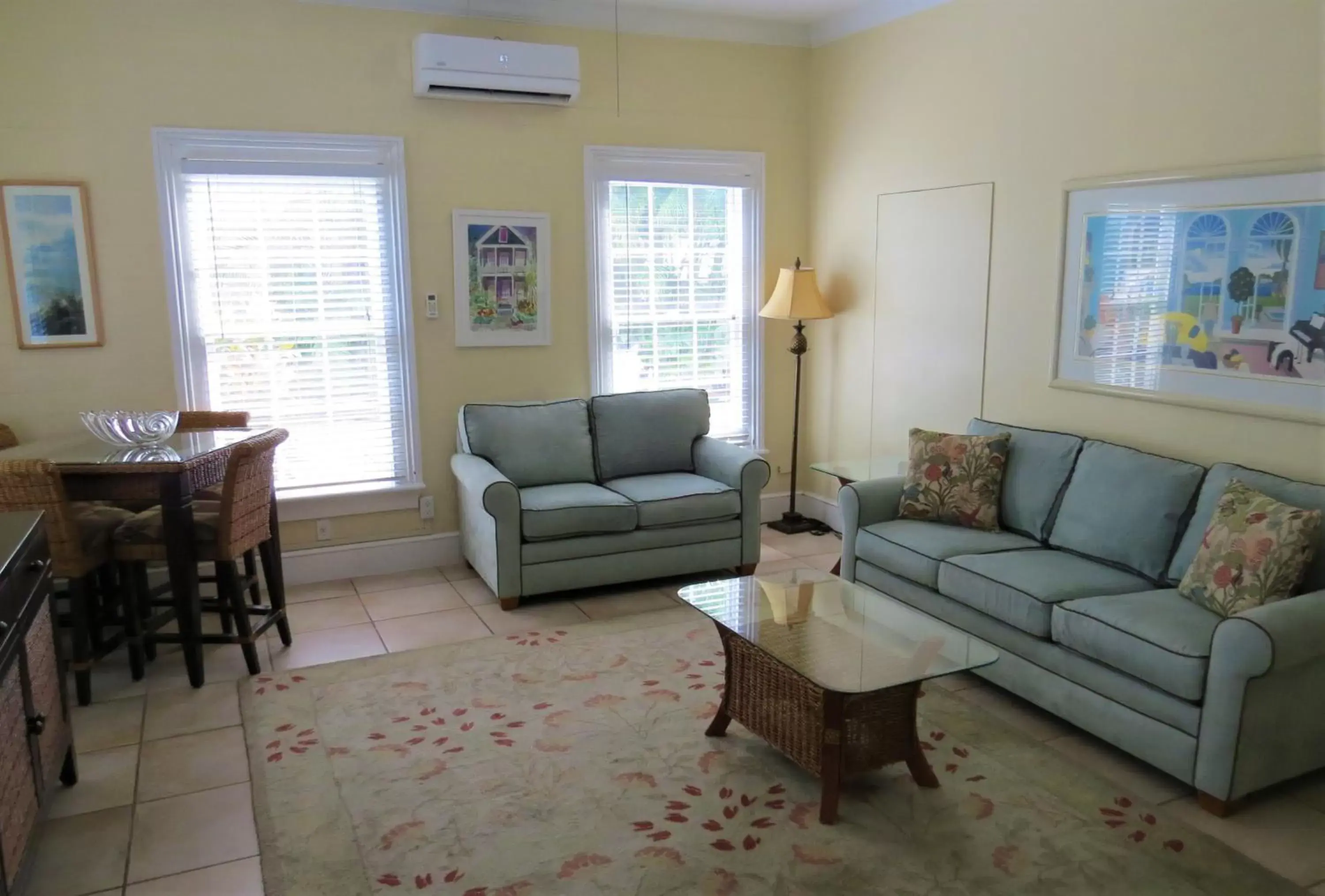 King Room with Sofa Bed ( Town Home Fleming’s Veranda ) in Ambrosia Key West King Room with Sofa Bed ( Town Home Fleming’s Veranda ) in Ambrosia Key West