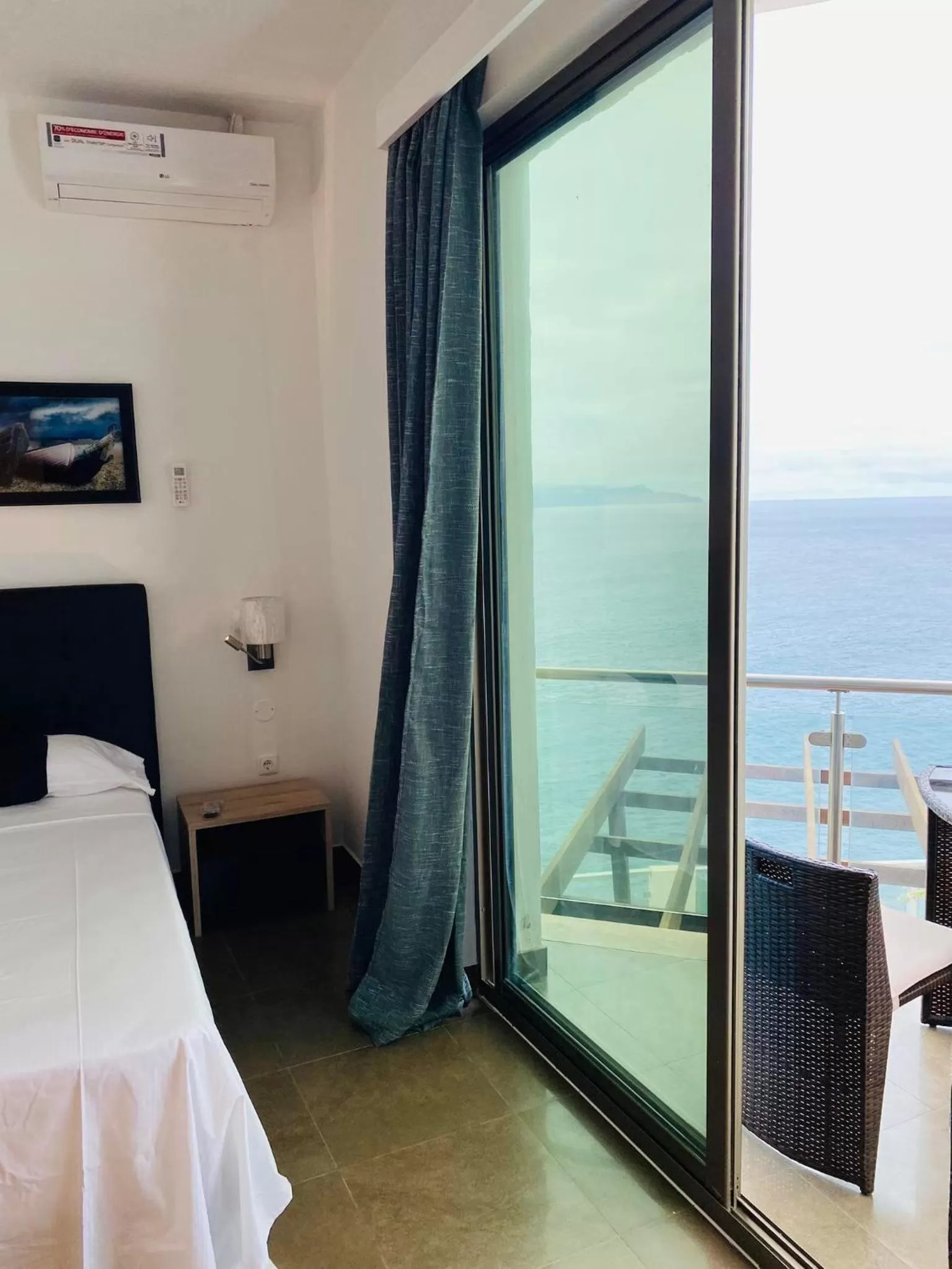 Bed in Fogo Boutique Hotel