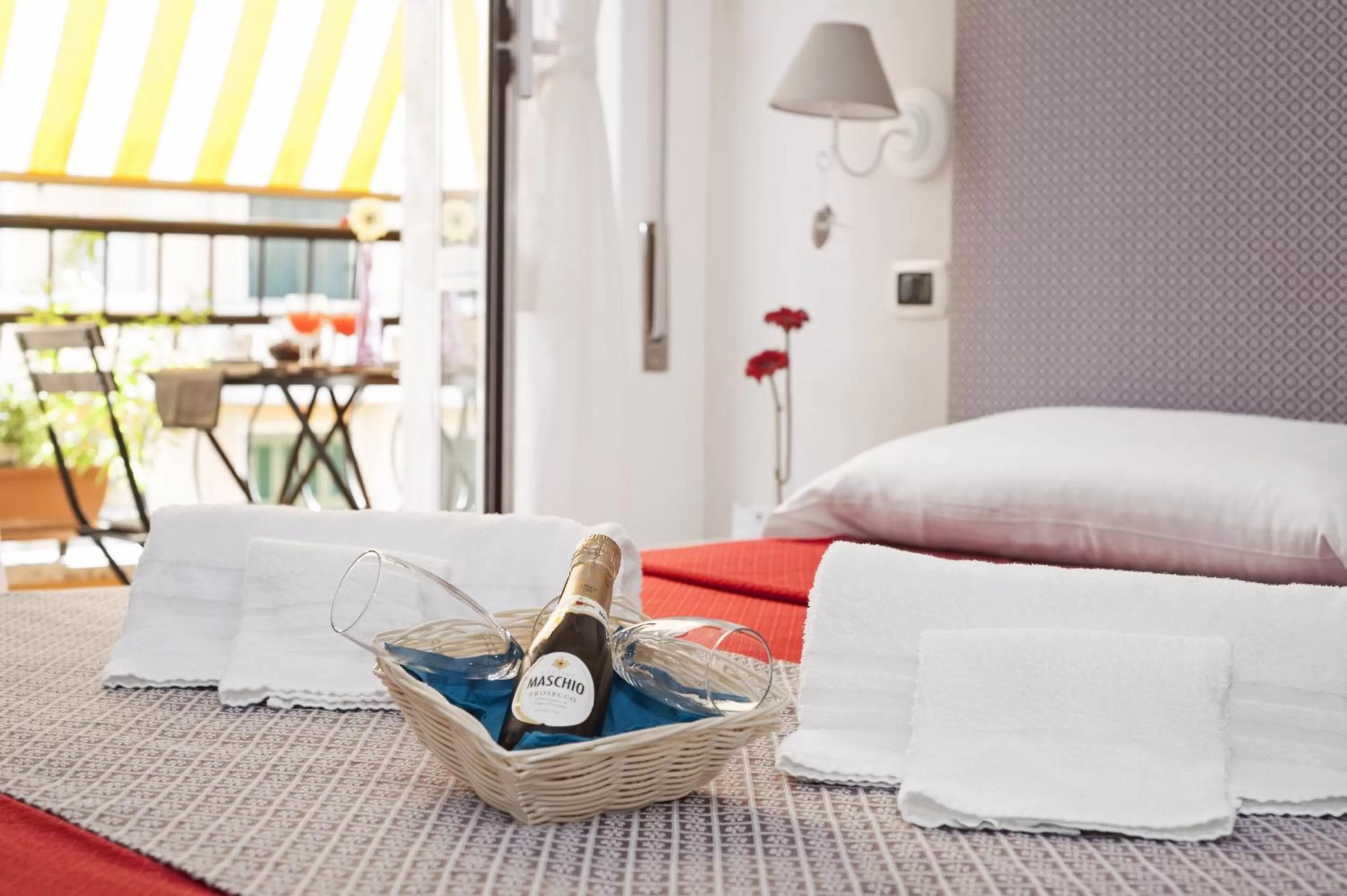 Photo of the whole room in B&B Exa Rooms - Just Rome