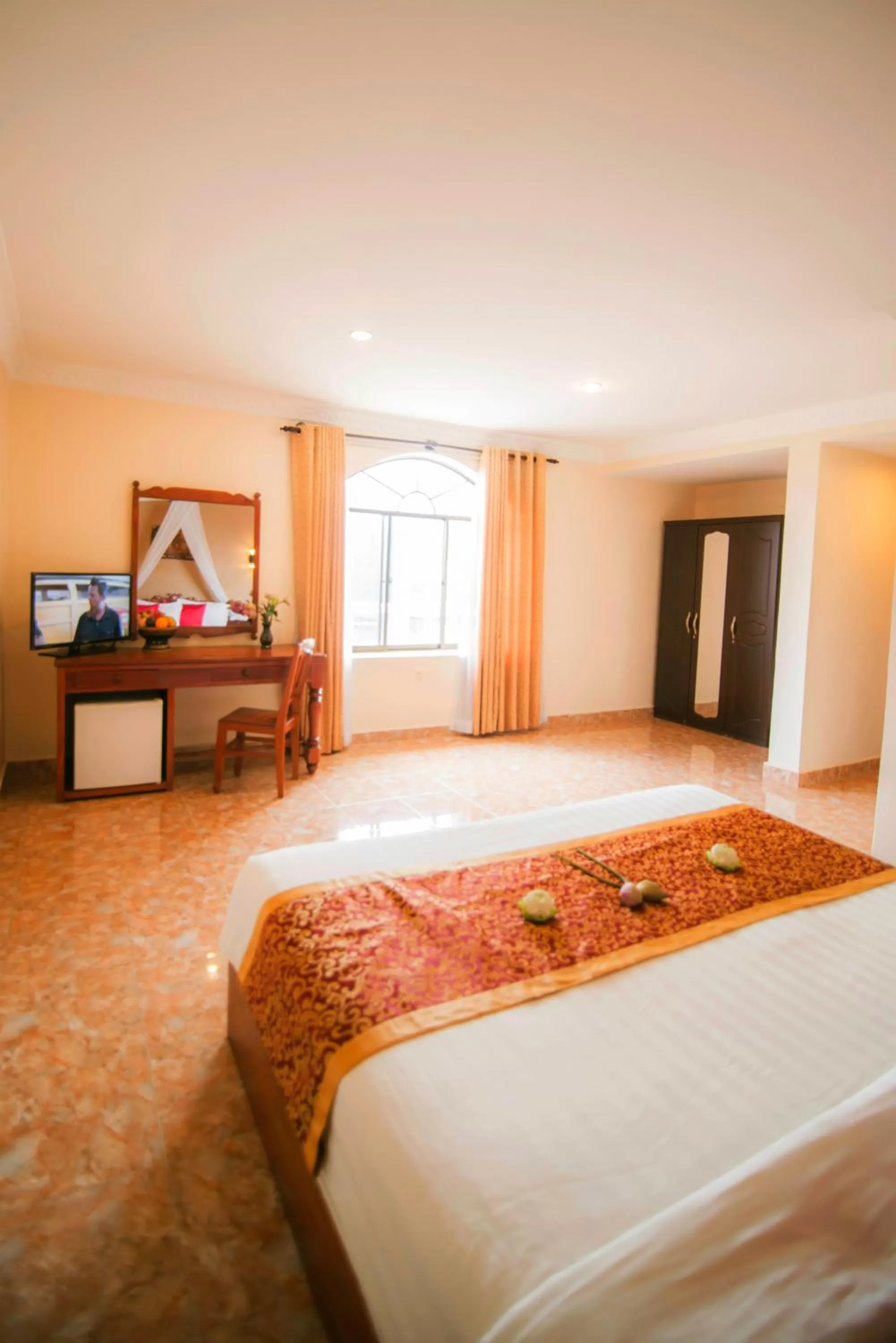 Bedroom, Bed in Reaksmey Chanreas Hotel