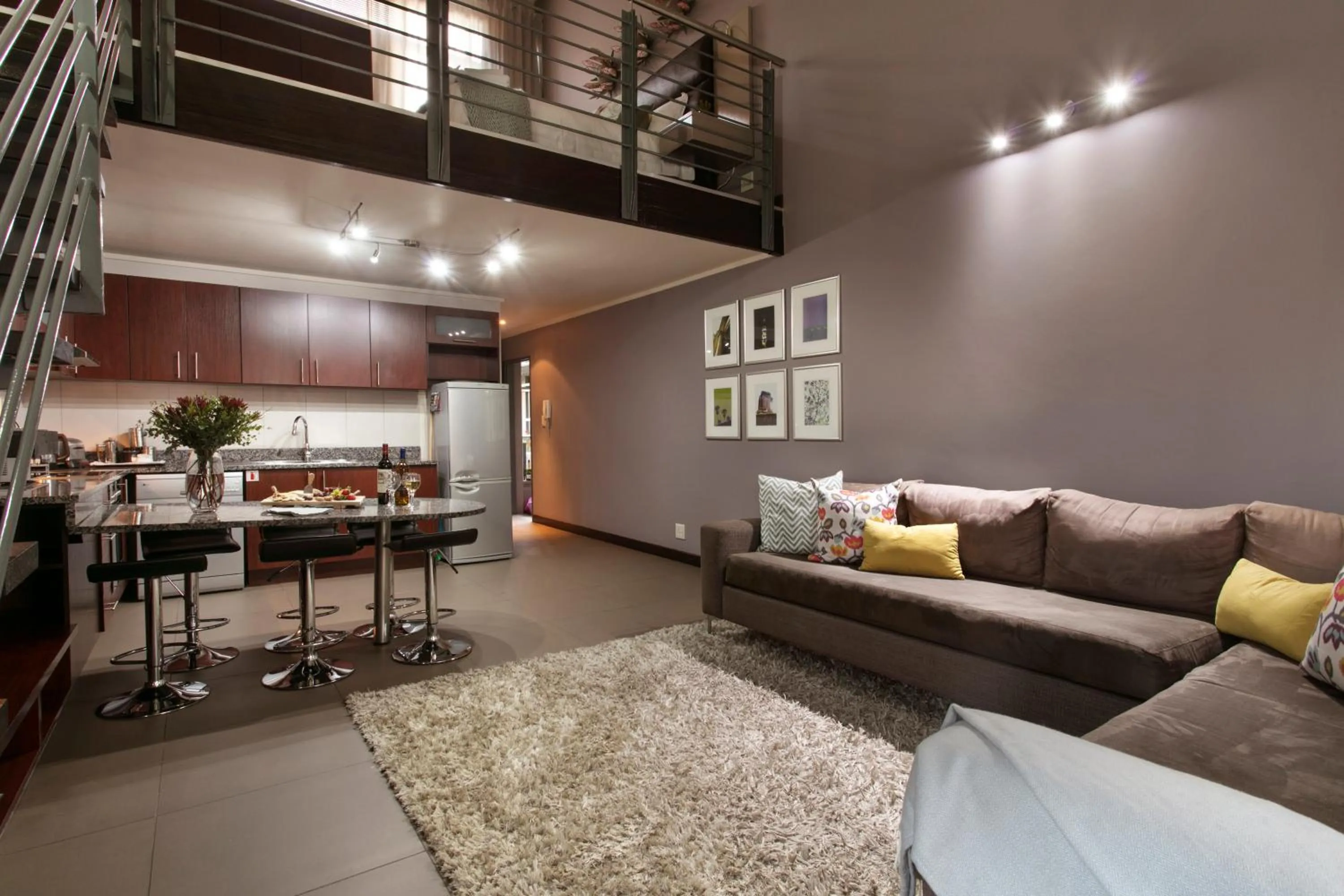 Living room in Absolute Farenden Apartments