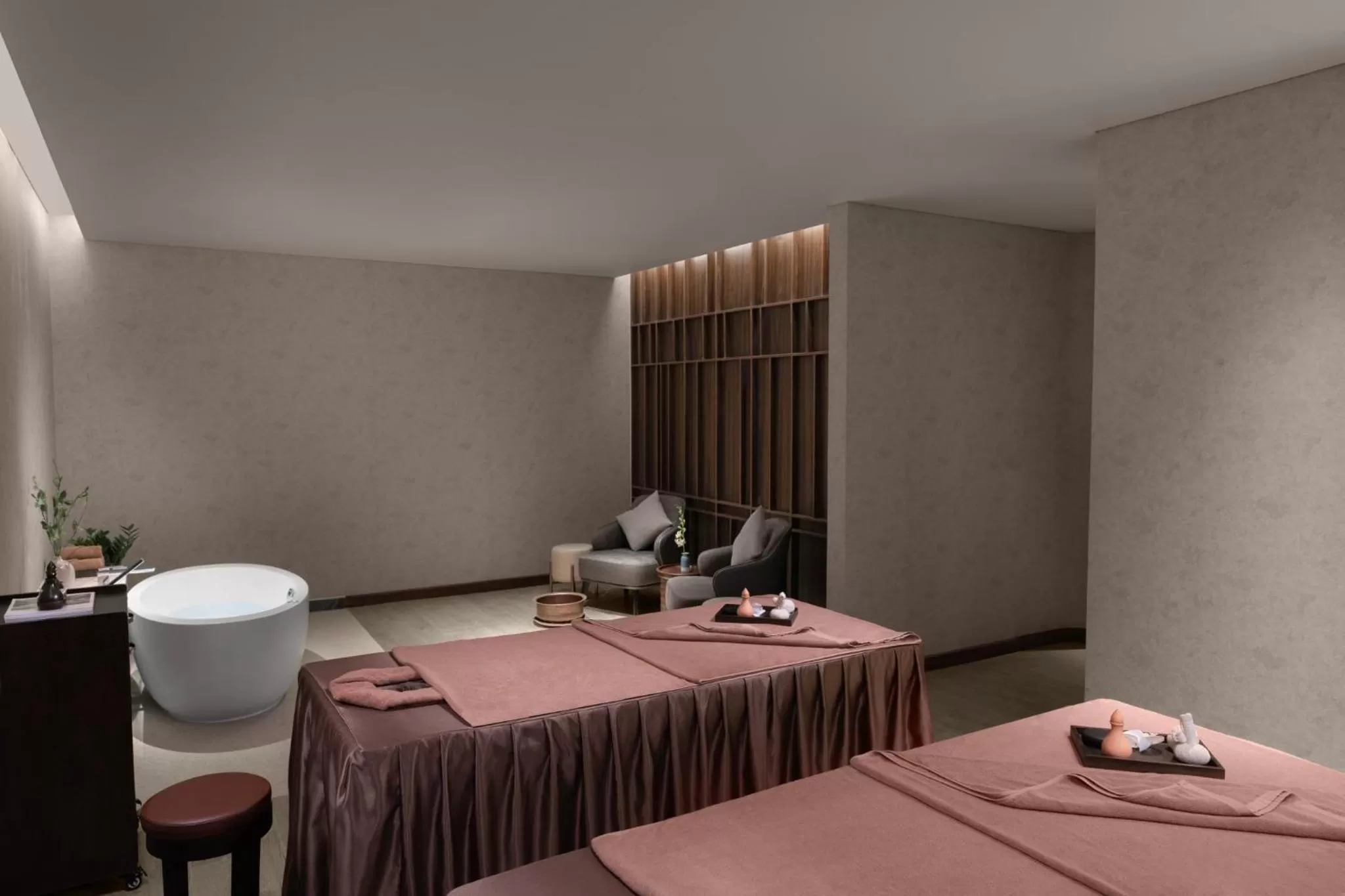 Spa and wellness centre/facilities, Bed in Crowne Plaza Vinh Yen City Centre by IHG