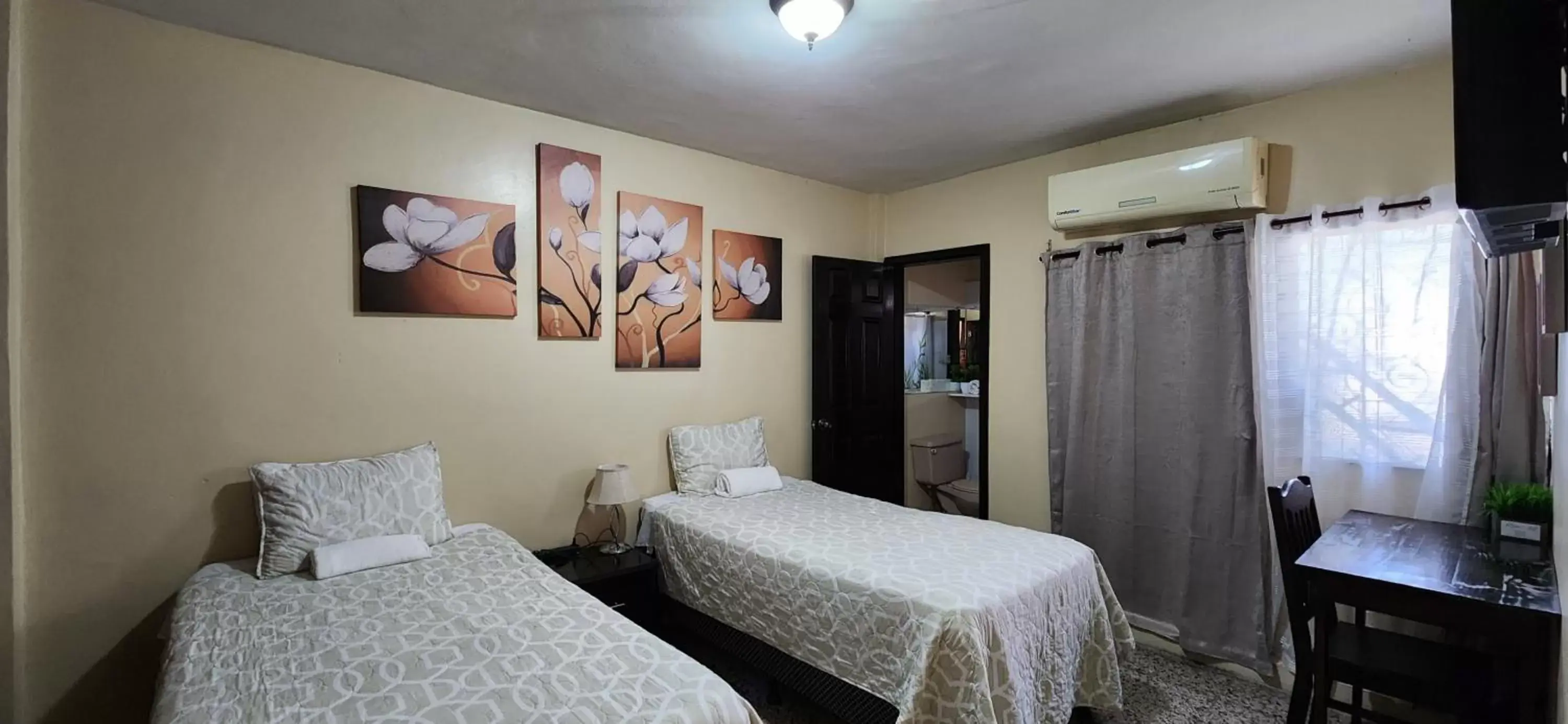 Twin Room in Casa Altamira Twin Room in Casa Altamira