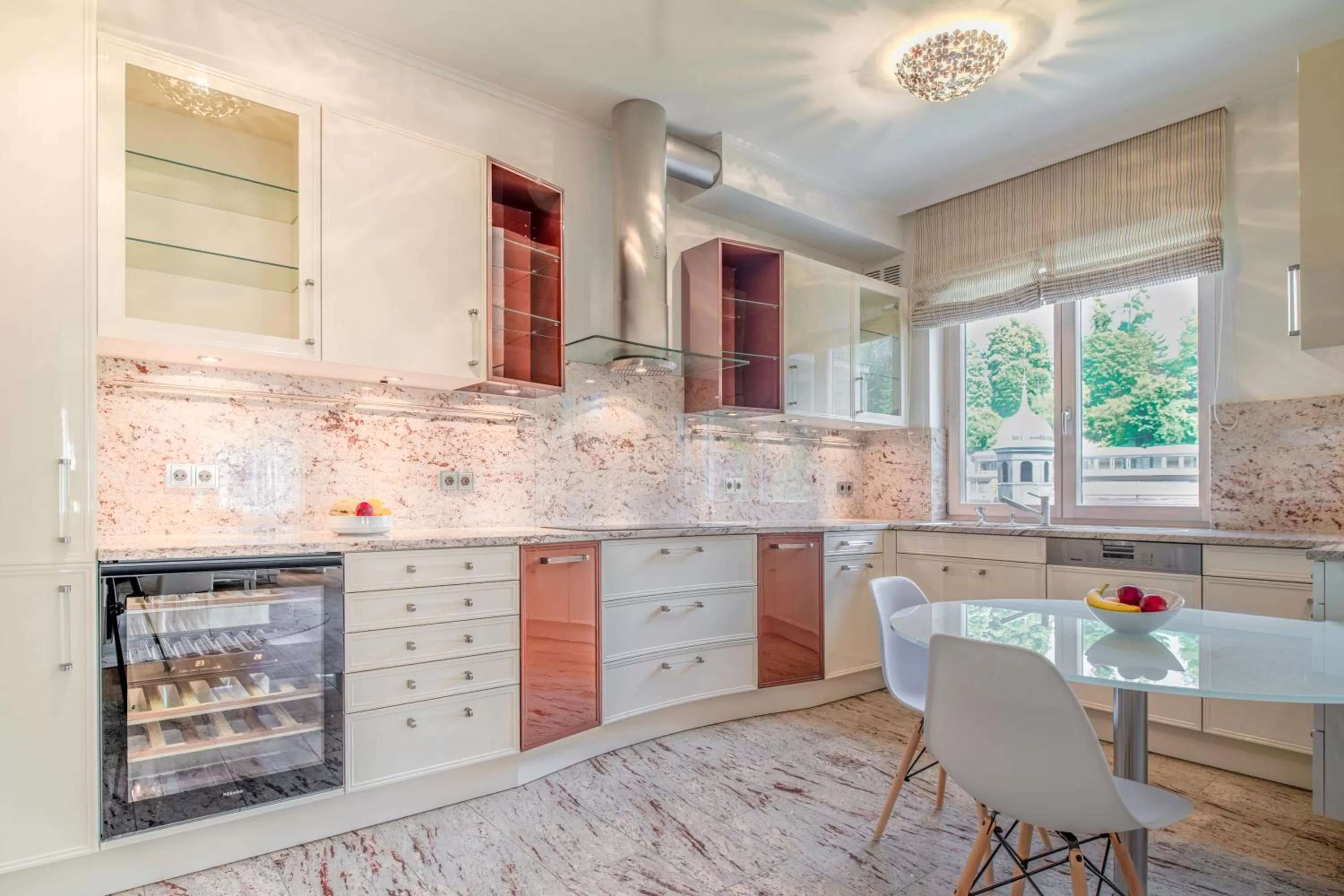 Kitchen or kitchenette in Aqua Aurelia Suitenhotel an den Thermen