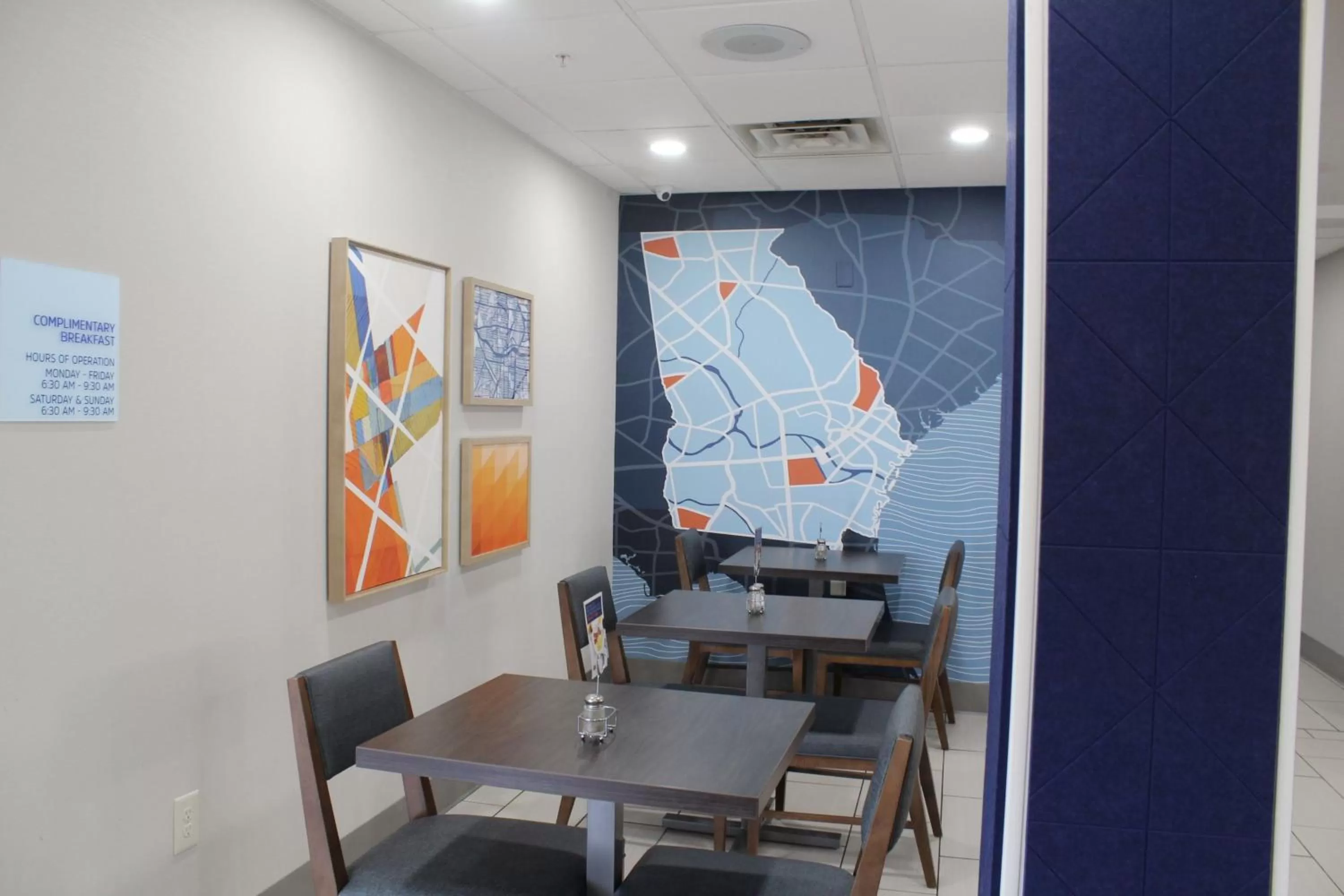 Breakfast in Holiday Inn Express Savannah South I-95 Richmond Hill by IHG