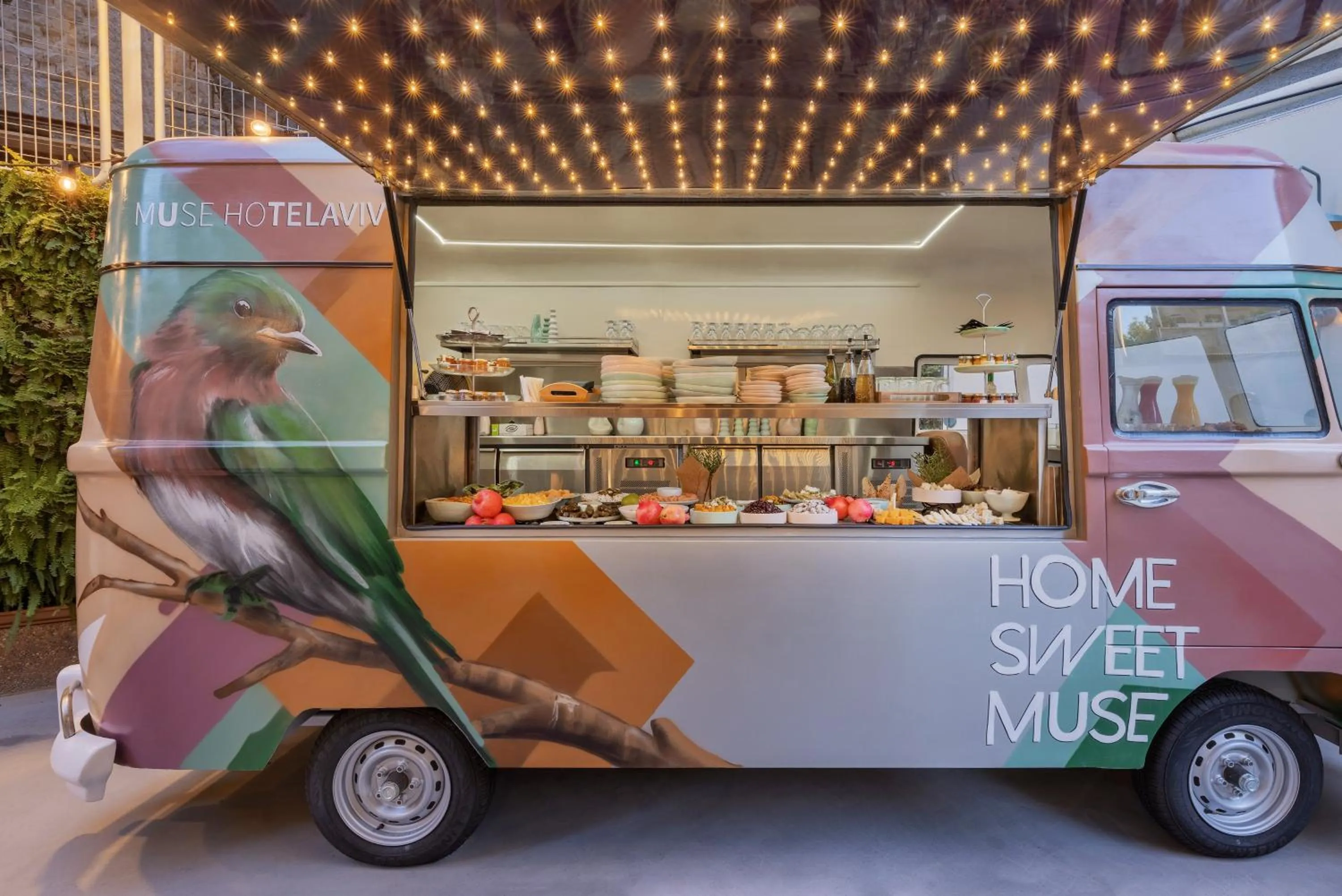 Food and drinks in The Muse Boutique Hotel Tel Aviv