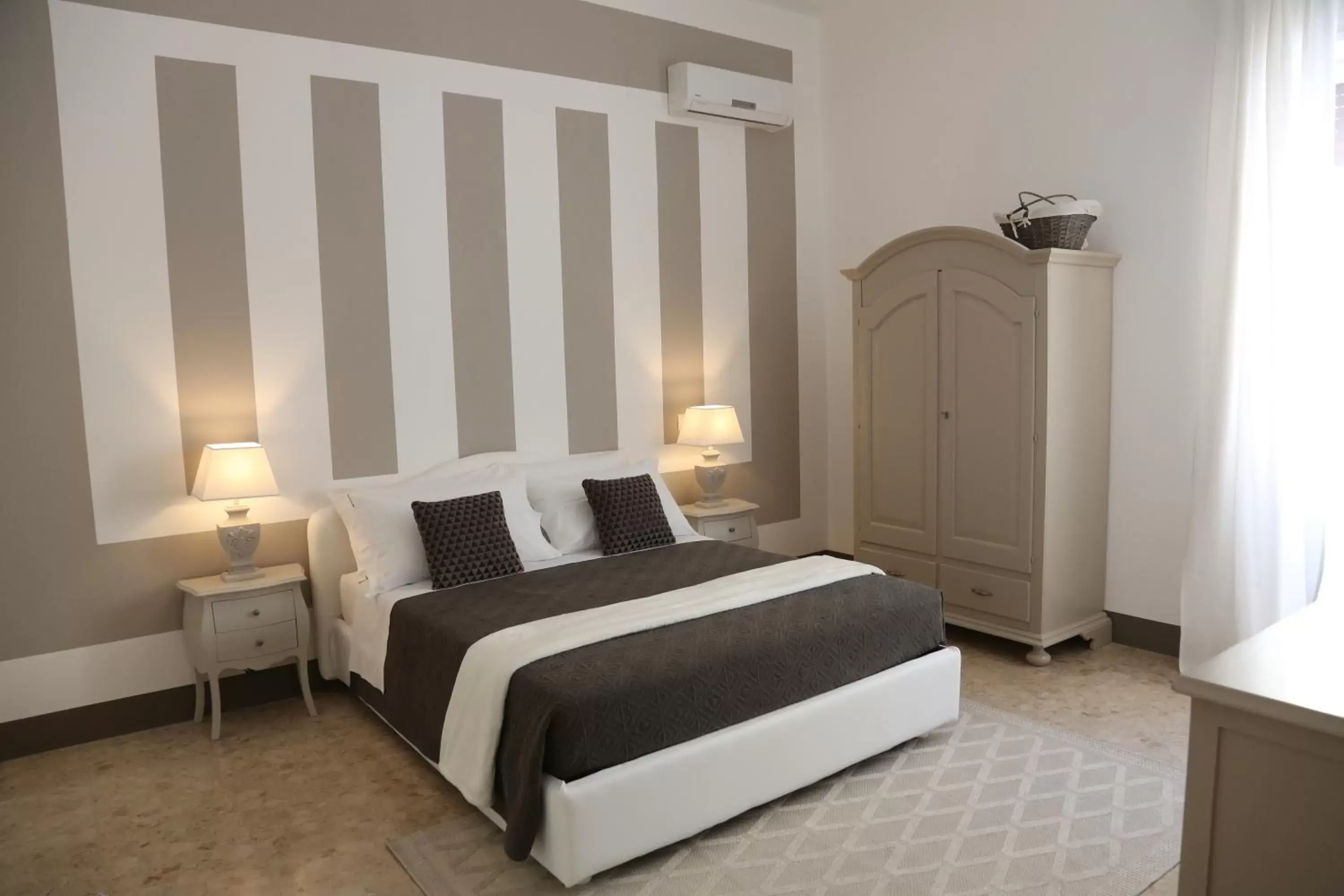 Deluxe Room in Dimi House Deluxe Room in Dimi House