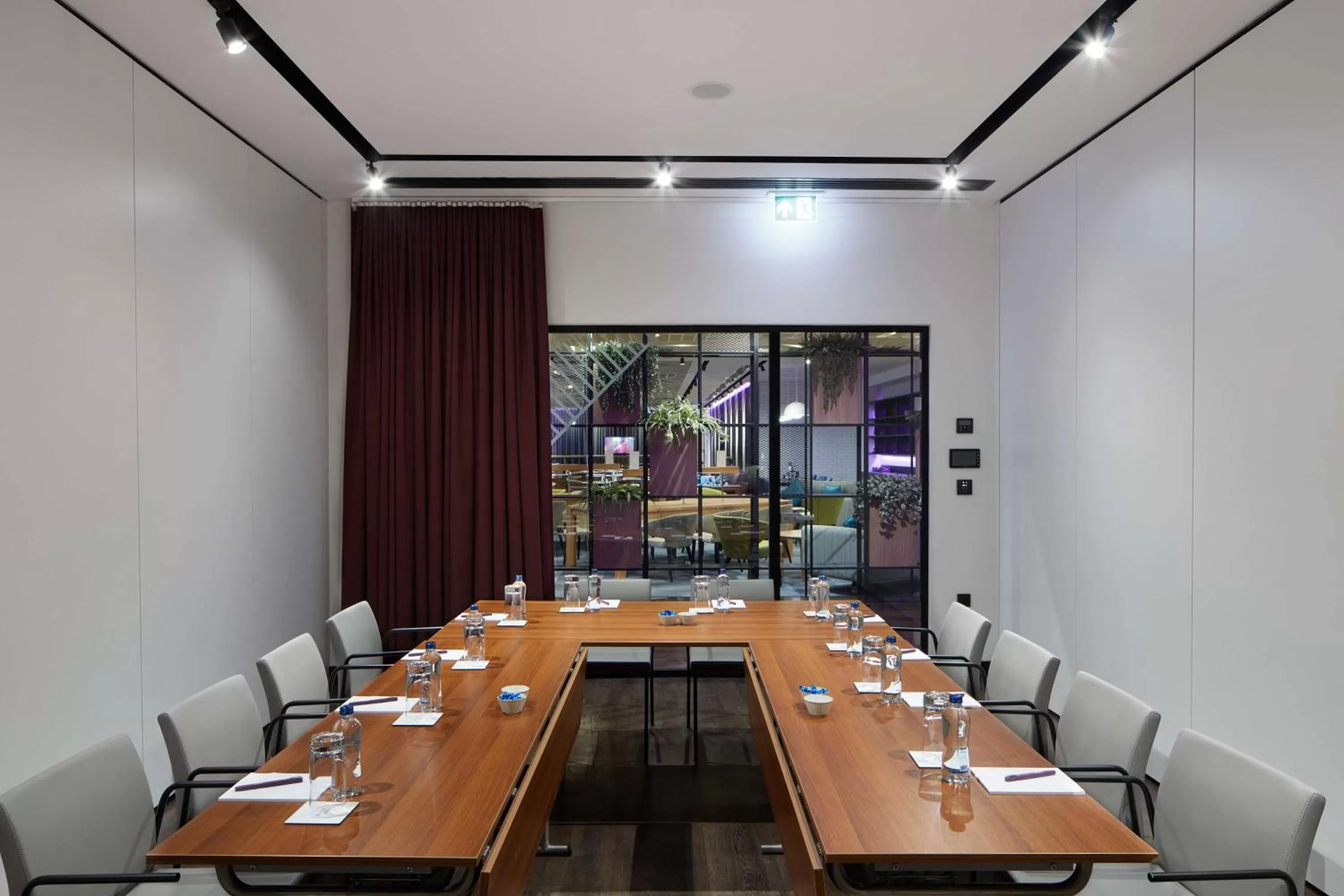 Meeting/conference room in YOTELAIR Istanbul Airport, Duty free - International Transit area
