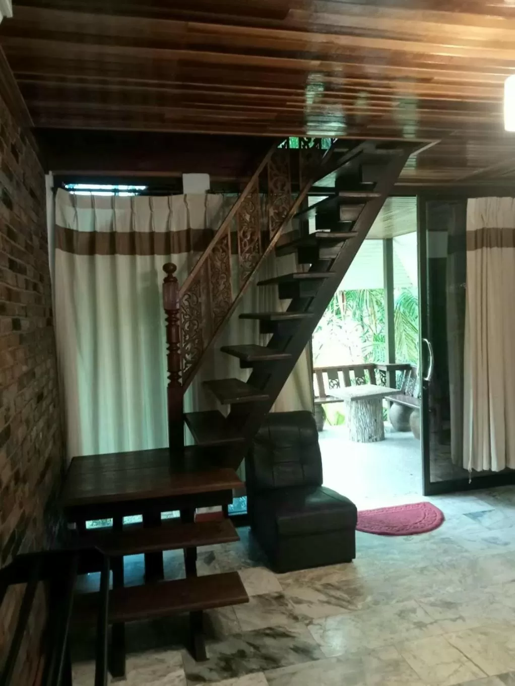 Living room in Khao Sok Las Orquideas Resort