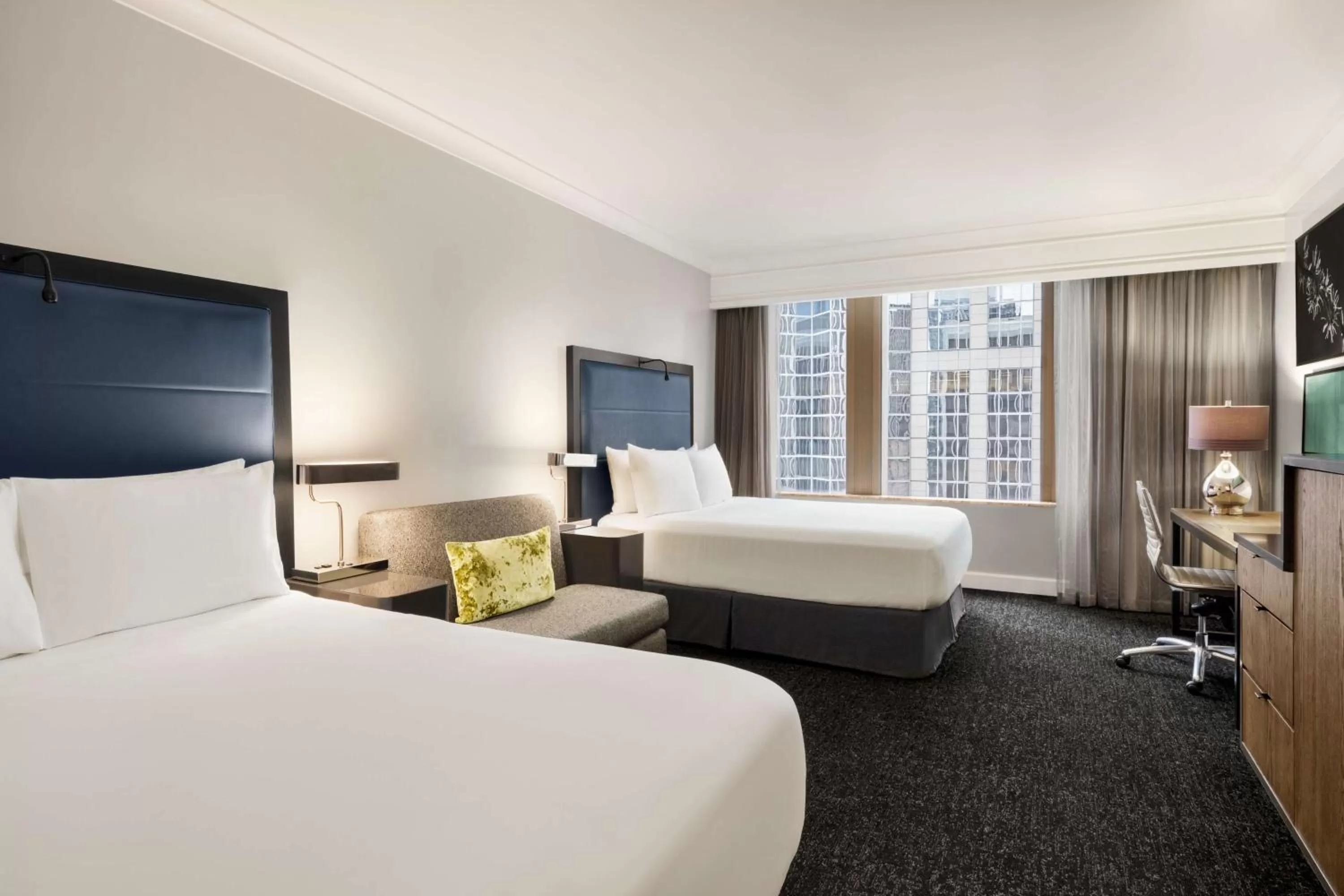 Bed in Hilton Motif Seattle