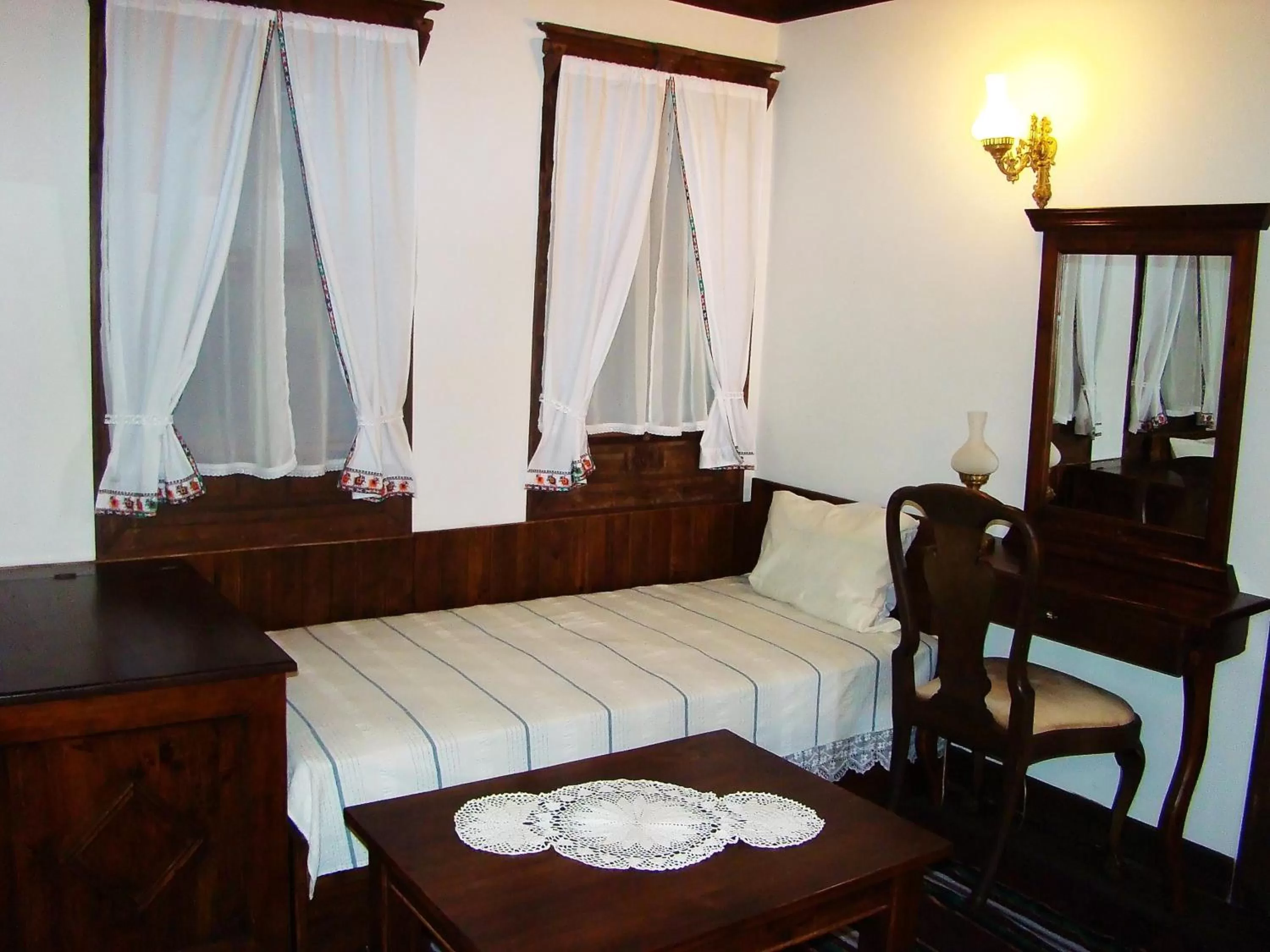 Bed, Seating Area in Djudjeva Kyshta Hotel