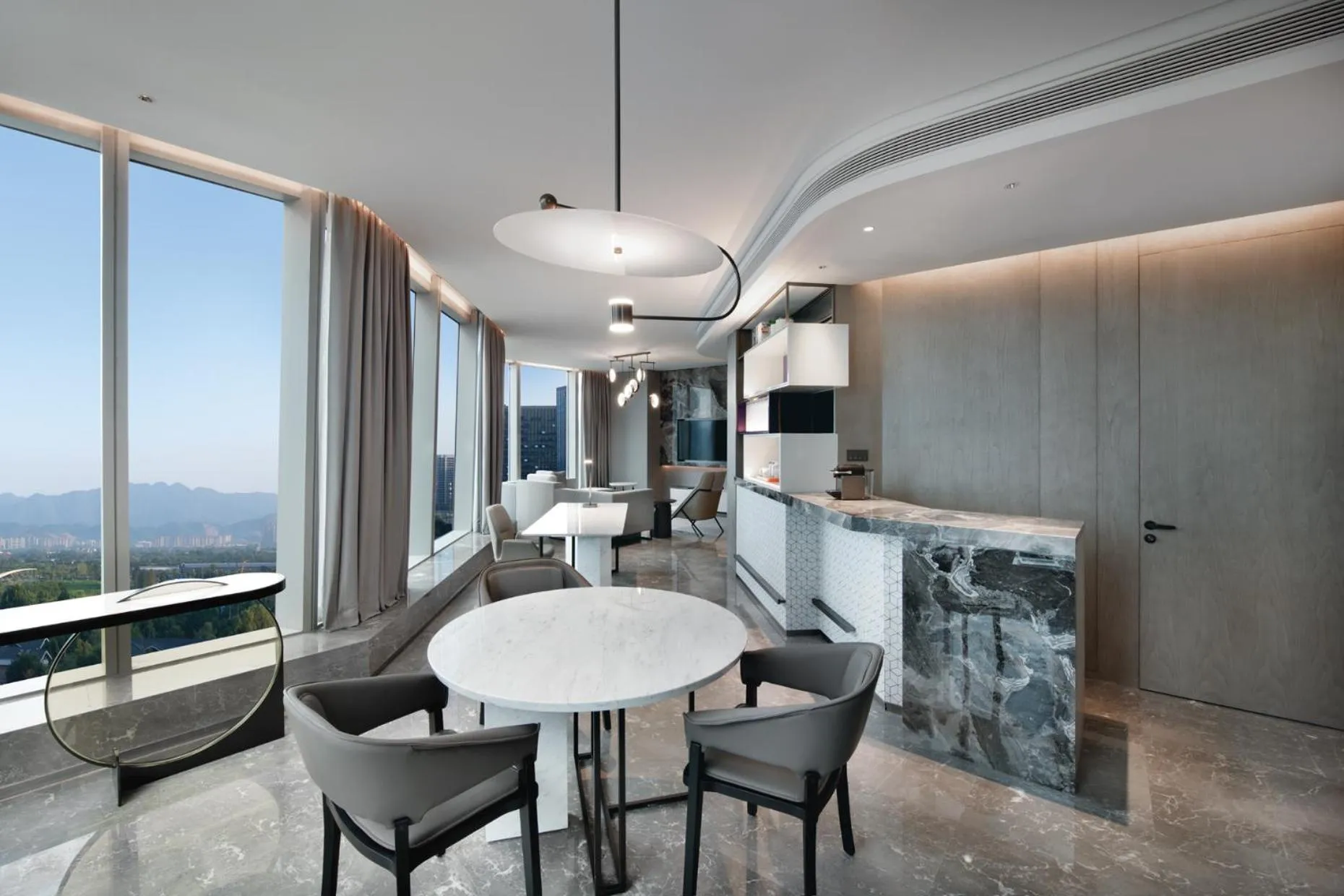 Photo of the whole room in Crowne Plaza Hangzhou Science City by IHG