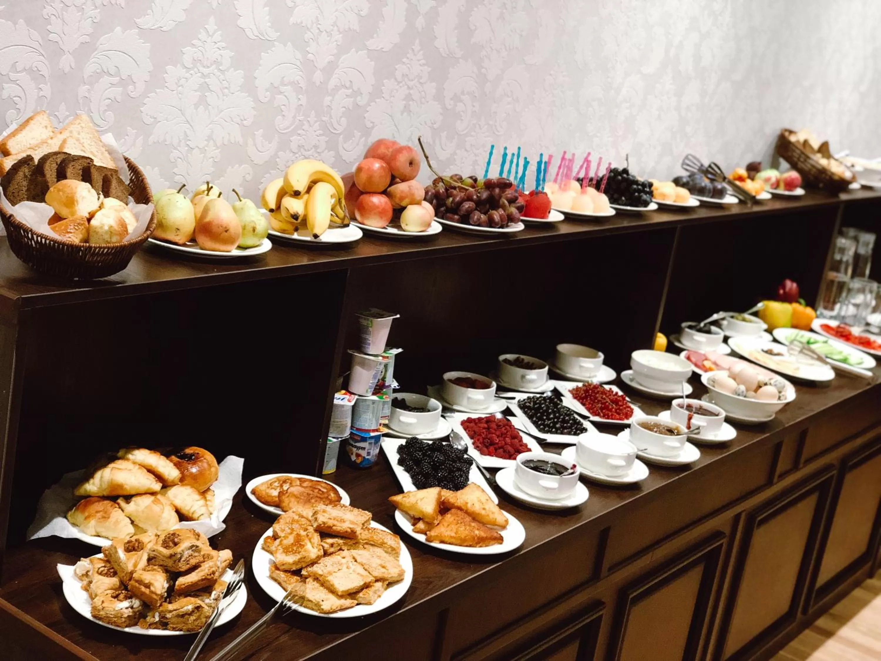 Breakfast, Food in Alliance Hotel Tashkent