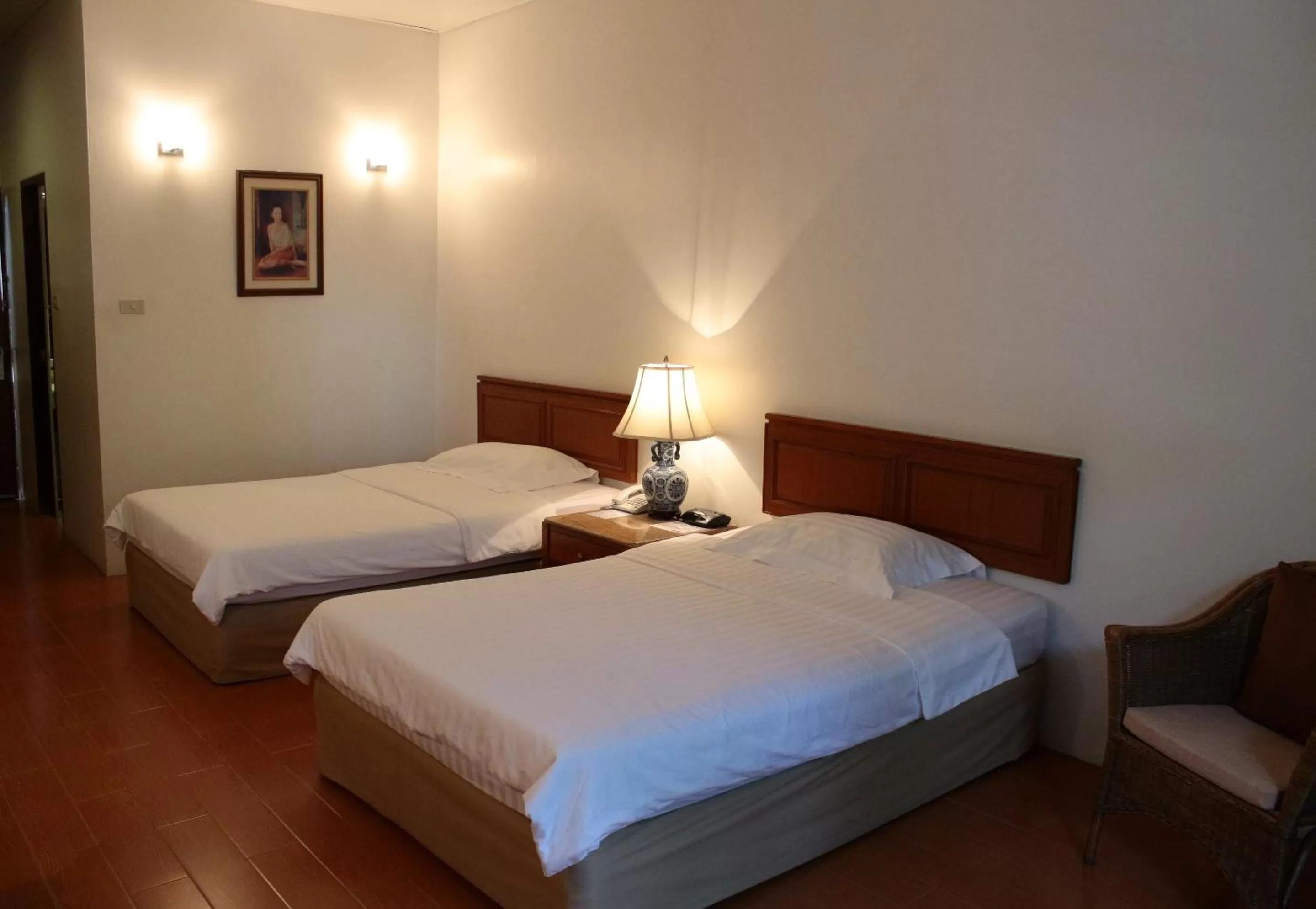 Photo of the whole room, Bed in Sailom Hotel Hua Hin - SHA Extra Plus