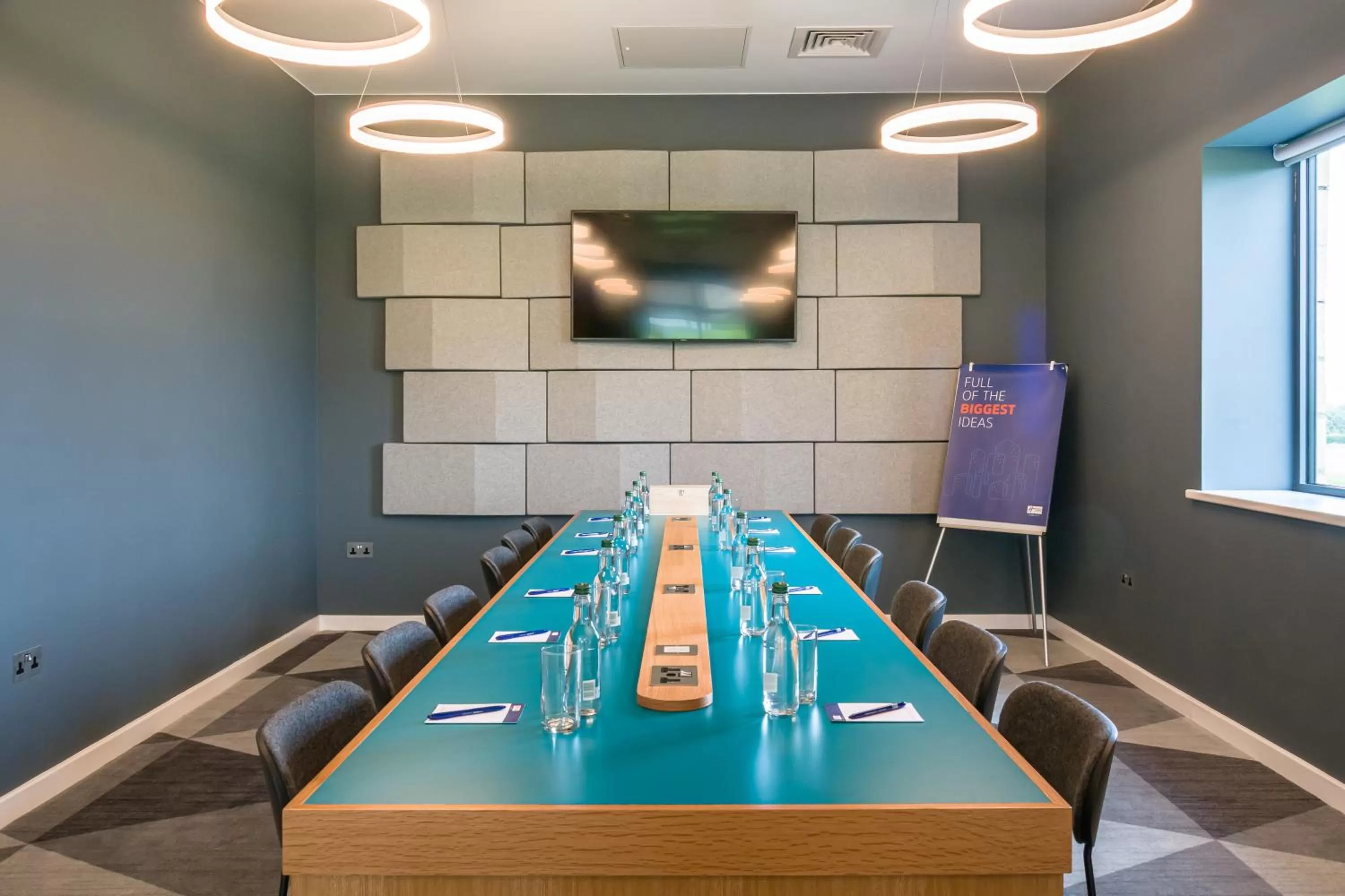 Meeting/conference room in Holiday Inn Express - Bodmin - Victoria Junction by IHG