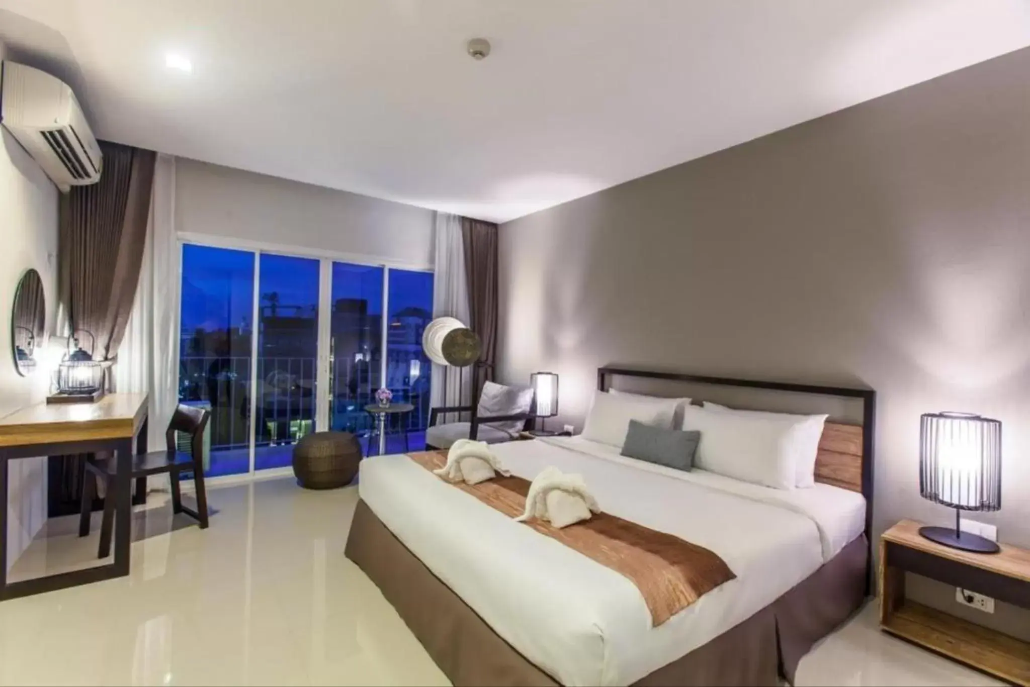 Supreme Double room with balcony in Hug Nimman Hotel Supreme Double room with balcony in Hug Nimman Hotel