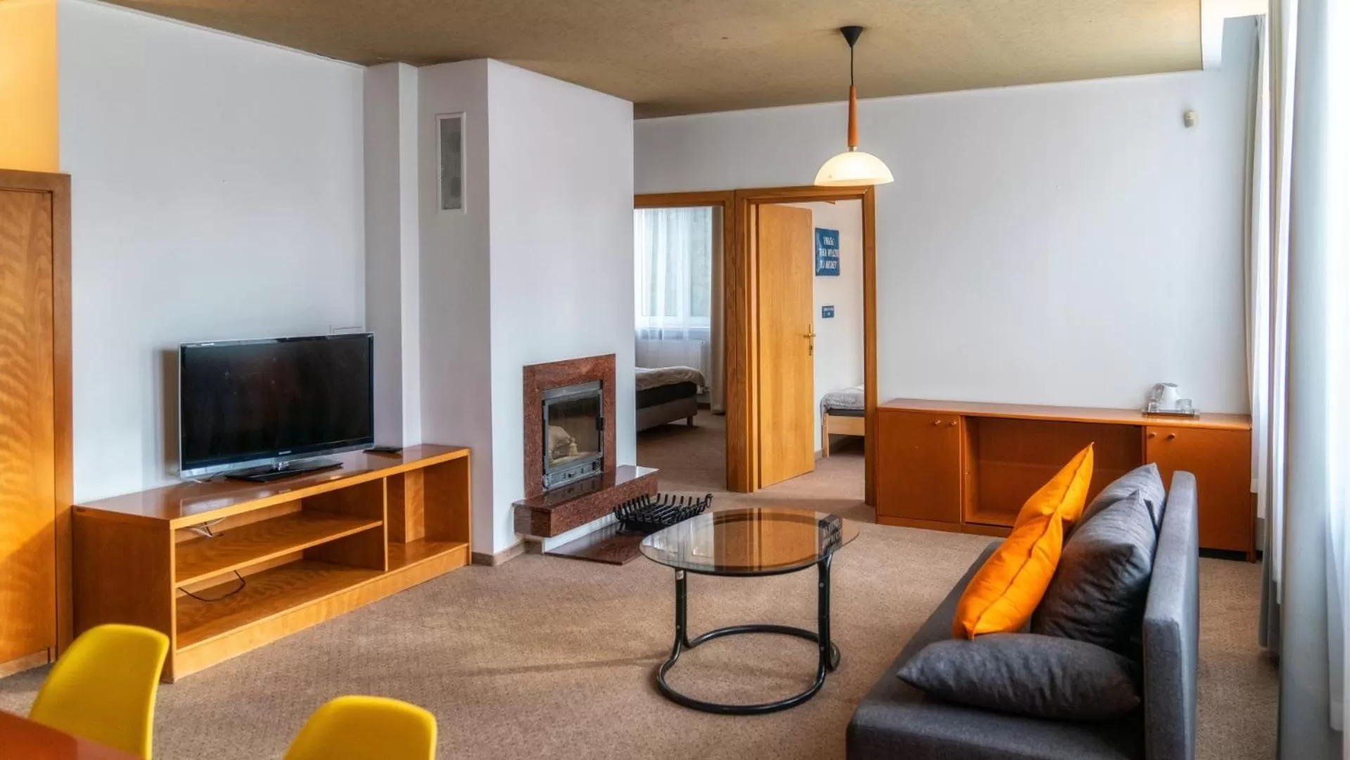 Seating area in Gronie Ski & Bike