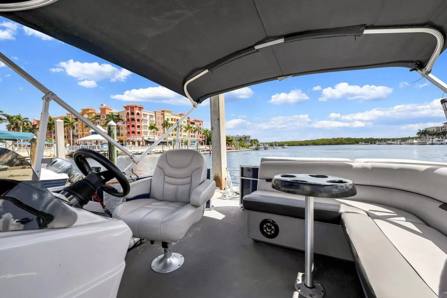 City view in Bayfront Inn 5th Avenue