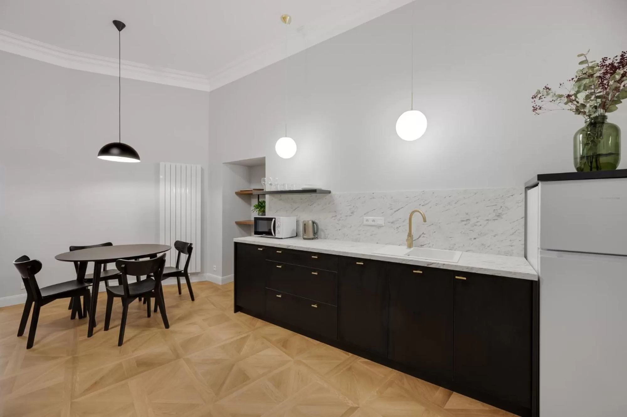 Kitchen or kitchenette in Palace Apartments