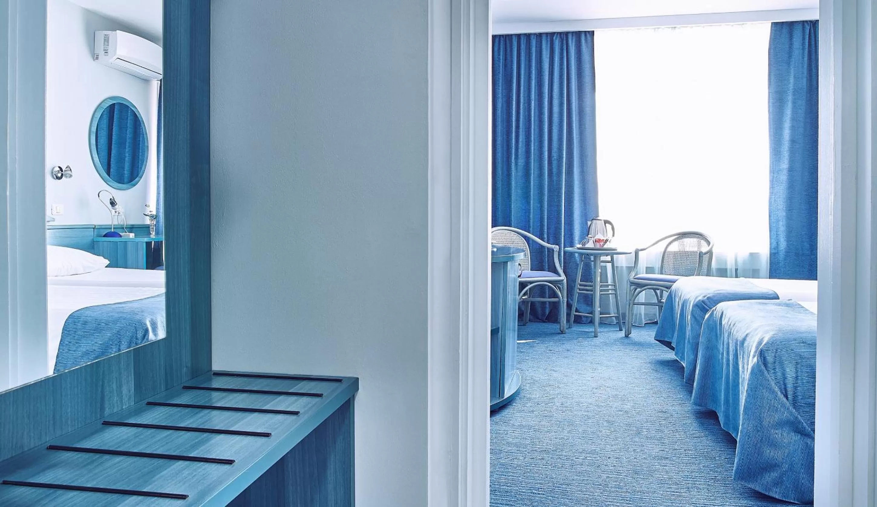 Photo of the whole room, Bed in Continental Drobeta Turnu Severin