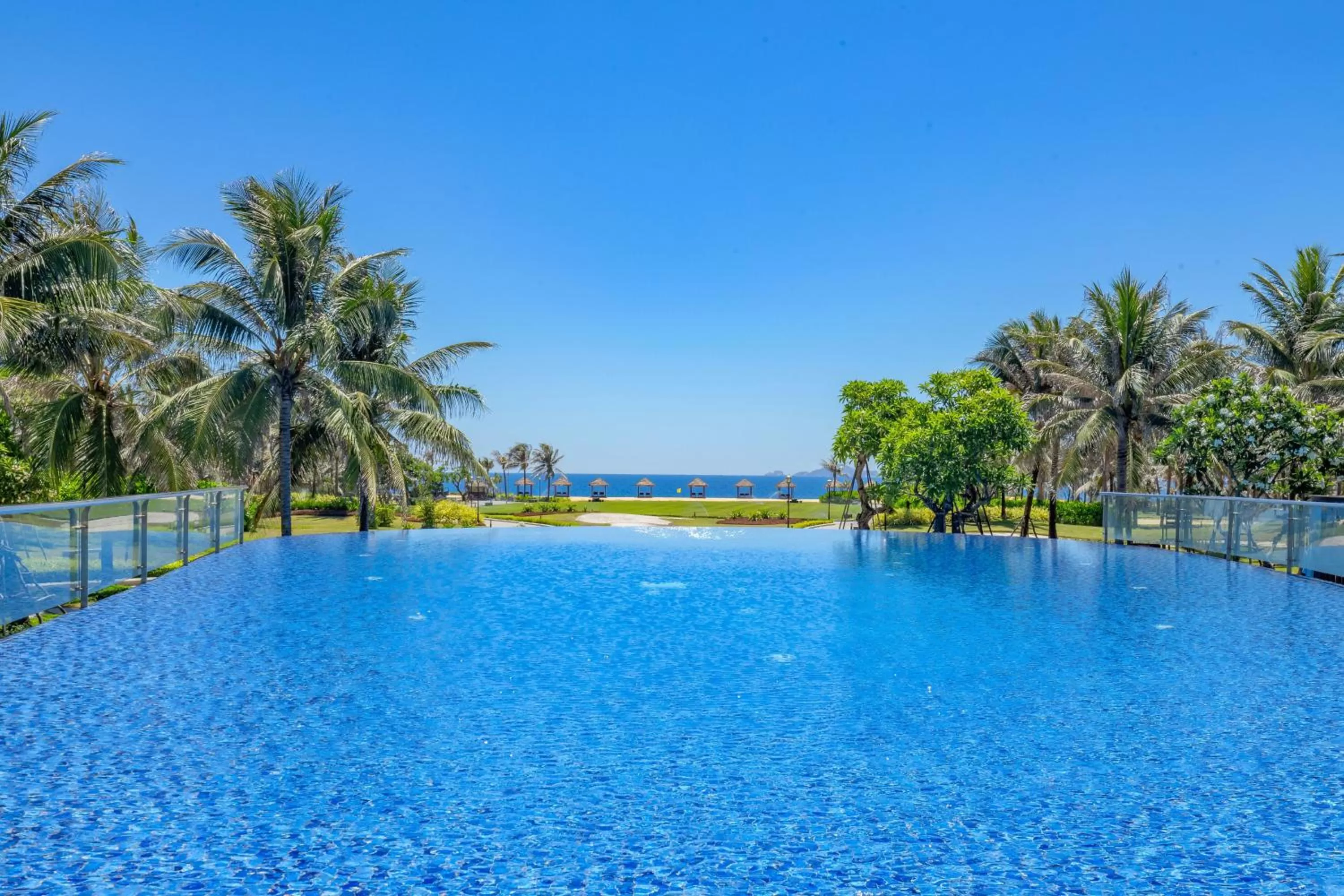 Swimming pool in Wyndham Grand KN Paradise Cam Ranh