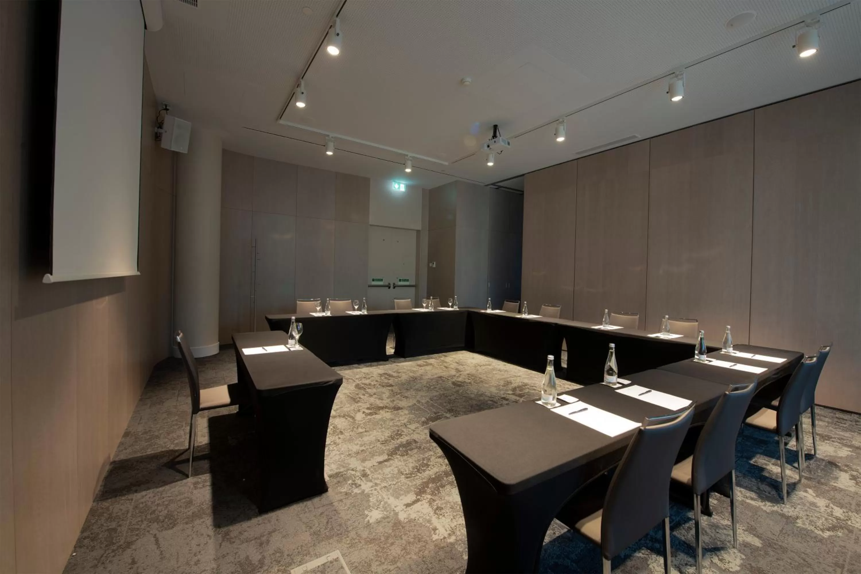 Meeting/conference room in Eurostars Universal Lisboa