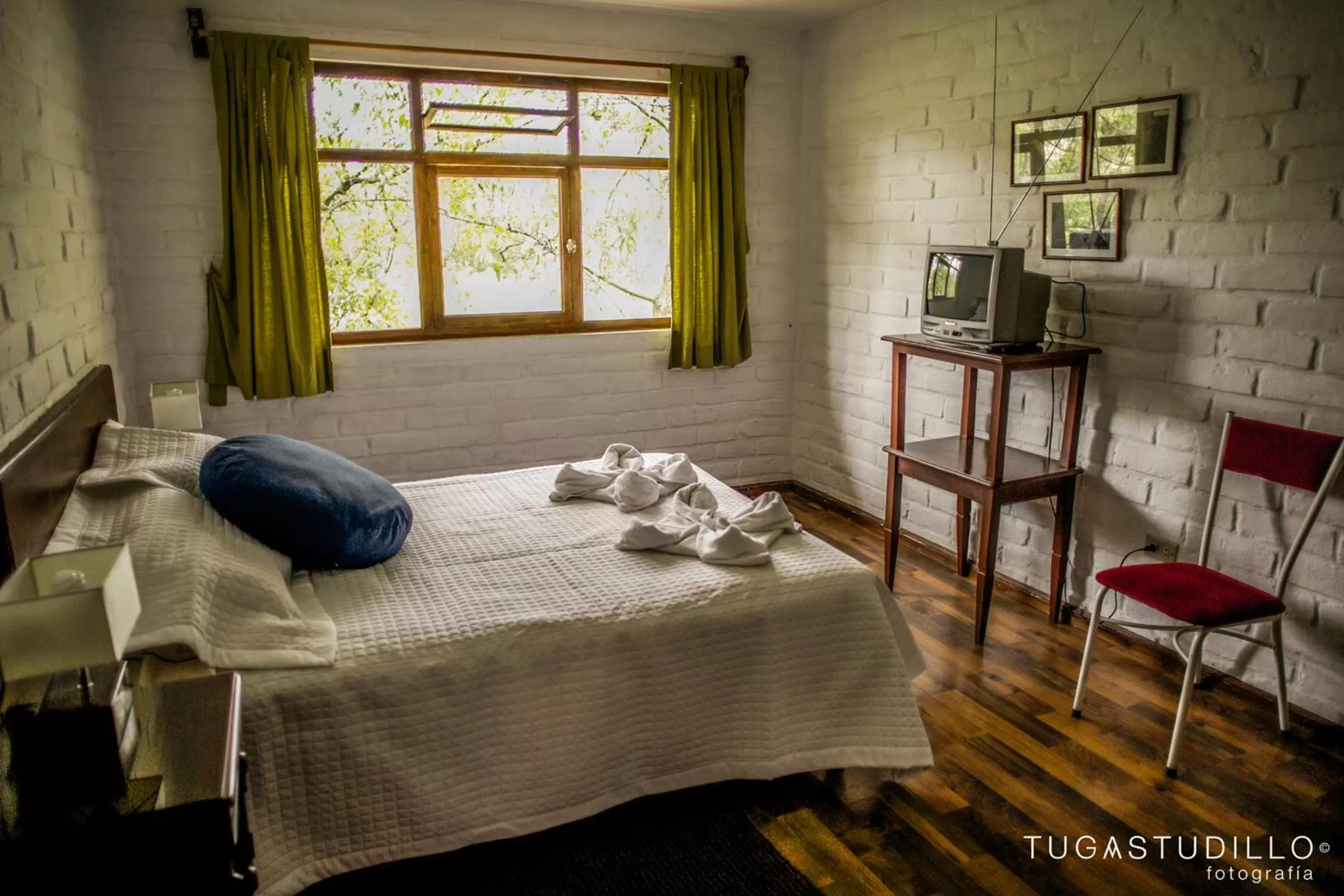 Bed in Apartamentos Otorongo Cuenca Ecuador