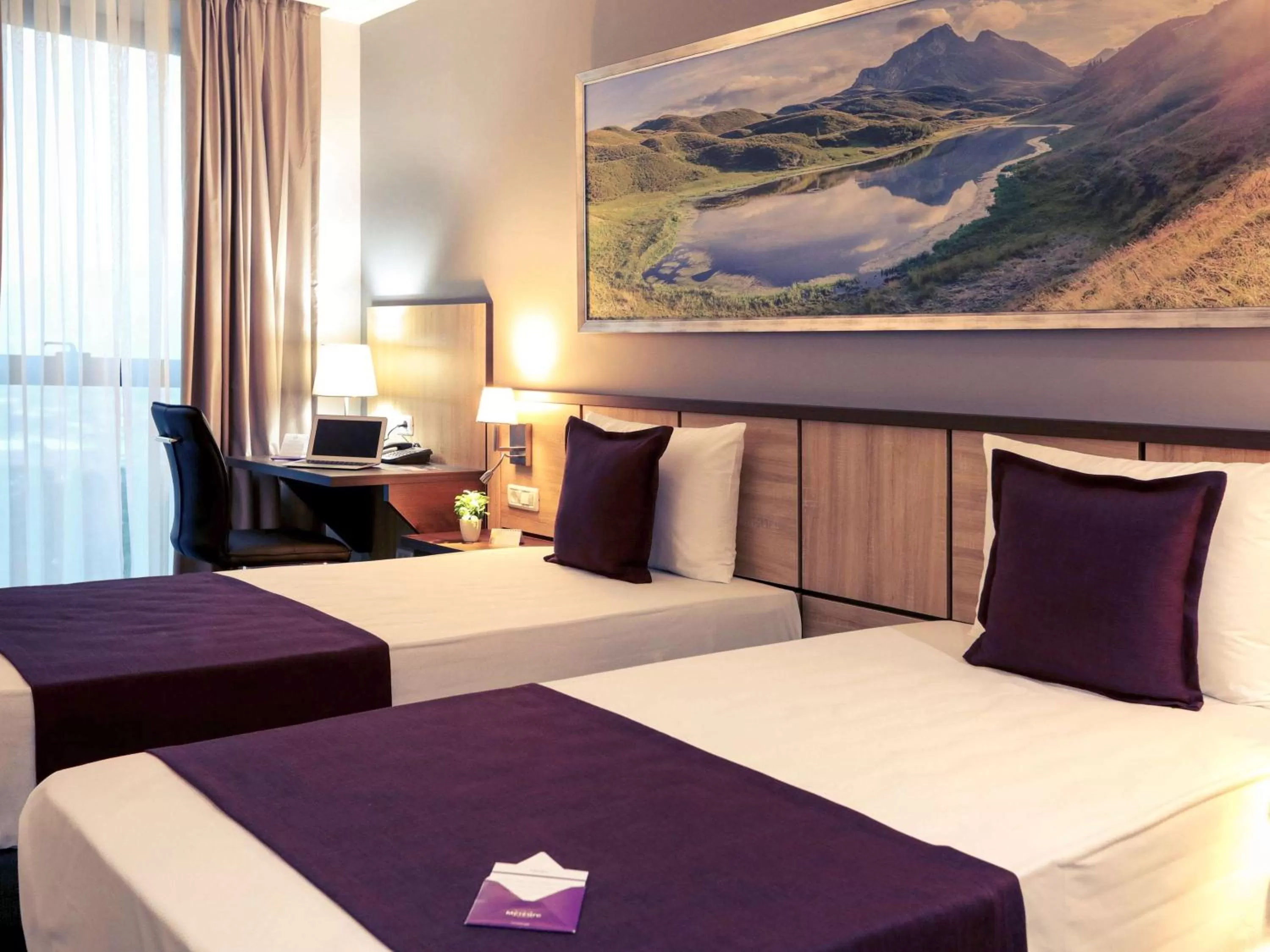 Superior Twin Room in Mercure Tetovo